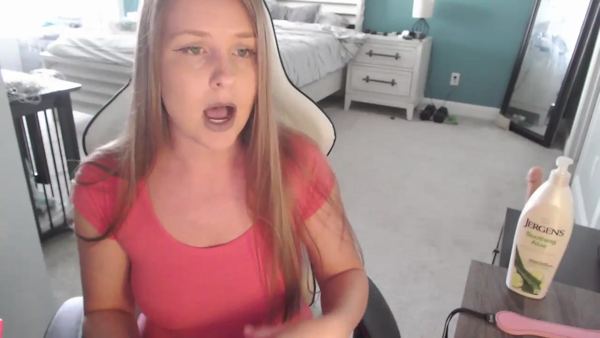 Gallery image thumbnail from GamerGirl's myfreecams stream on, 06/12/2024, 16:28 image 12 of 20