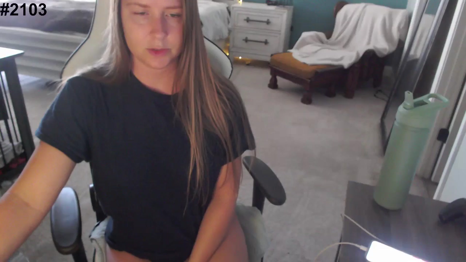 Gallery image thumbnail from GamerGirl's myfreecams stream on, 11/14/2024, 17:30 image 3 of 20
