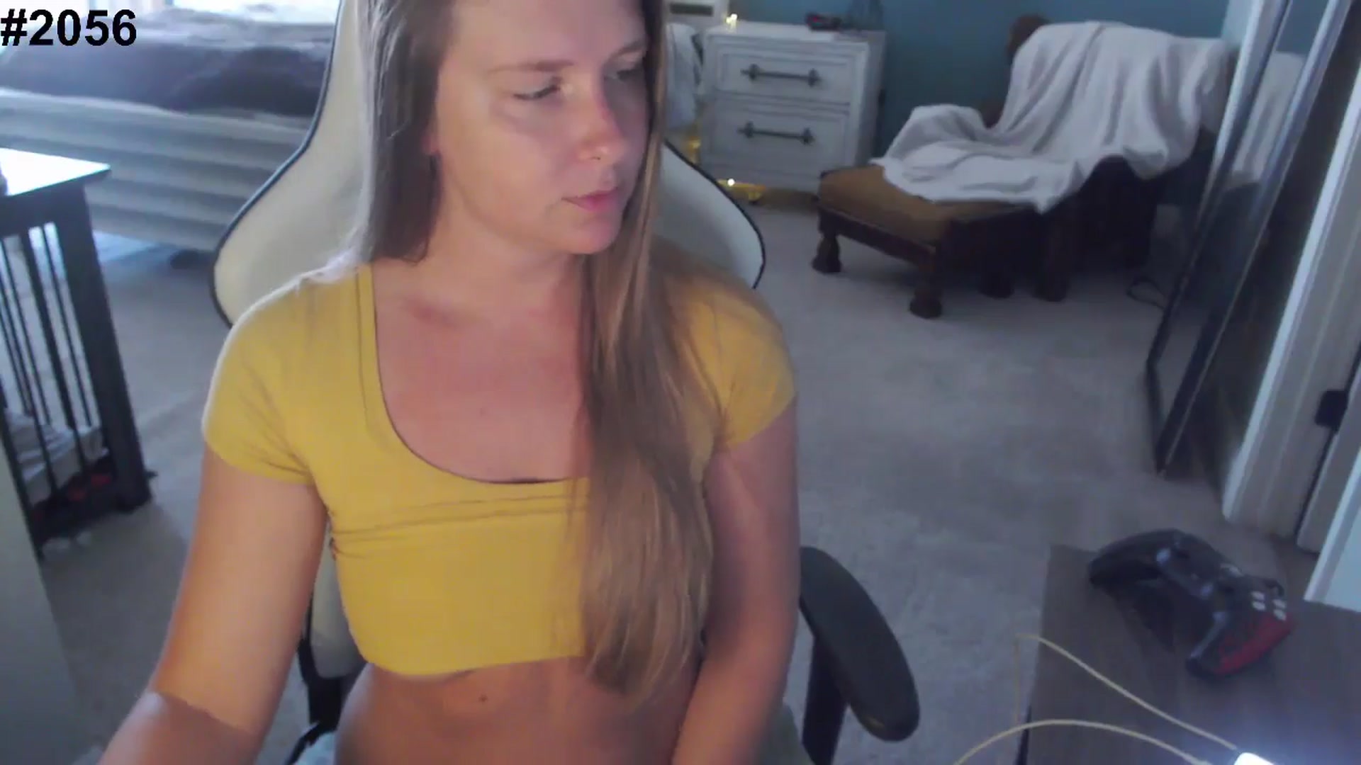 Gallery image thumbnail from GamerGirl's myfreecams stream on, 11/14/2024, 17:30 image 14 of 20