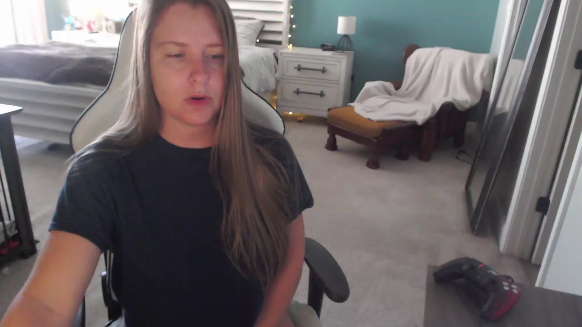 Gallery image thumbnail from GamerGirl's myfreecams stream on, 11/14/2024, 17:30 image 1 of 20