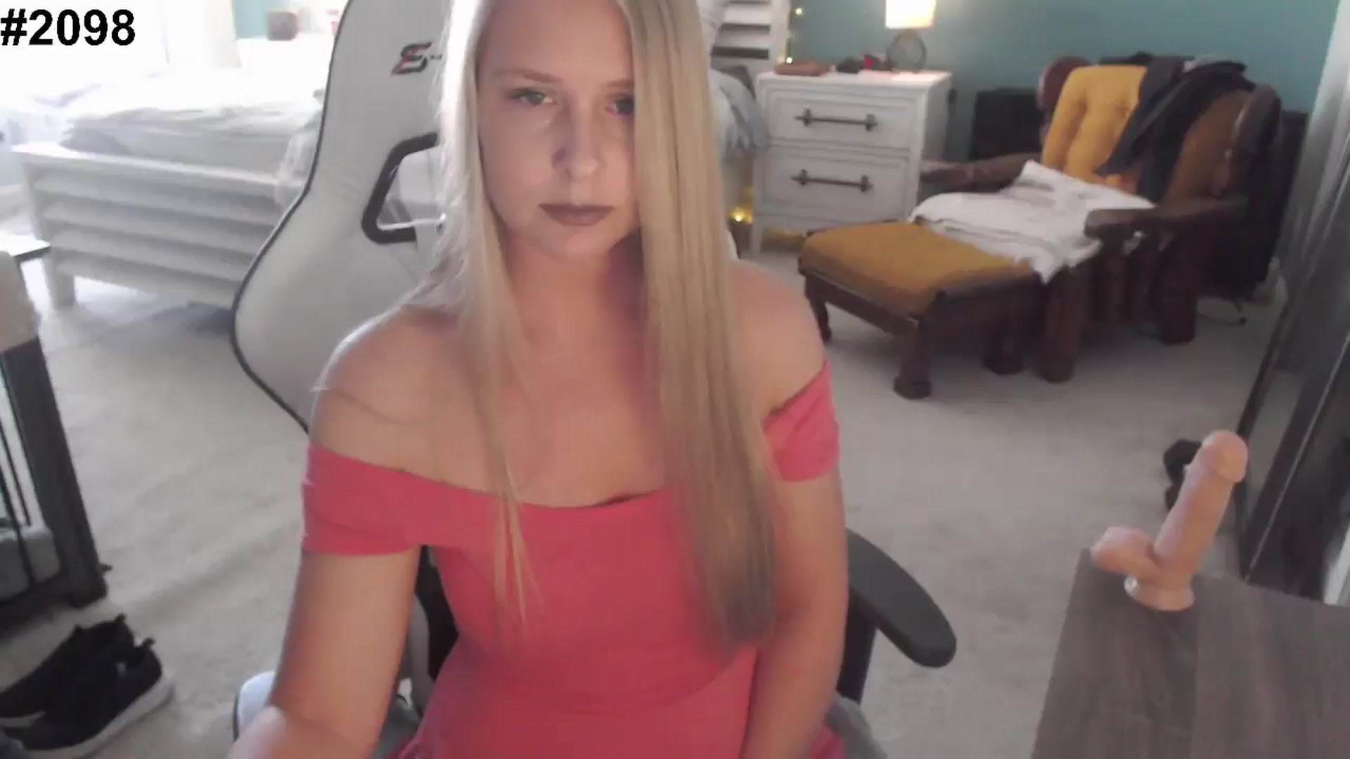 Gallery image thumbnail from GamerGirl's myfreecams stream on, 11/25/2024, 15:43 image 18 of 20