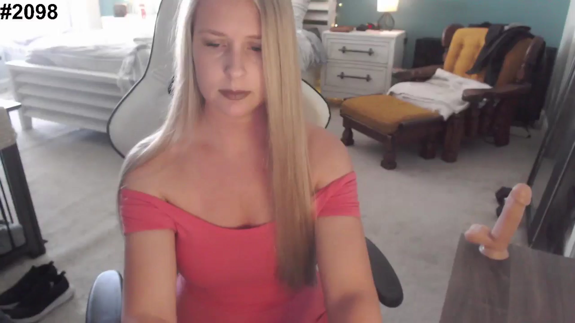 Gallery image thumbnail from GamerGirl's myfreecams stream on, 11/25/2024, 15:43 image 19 of 20