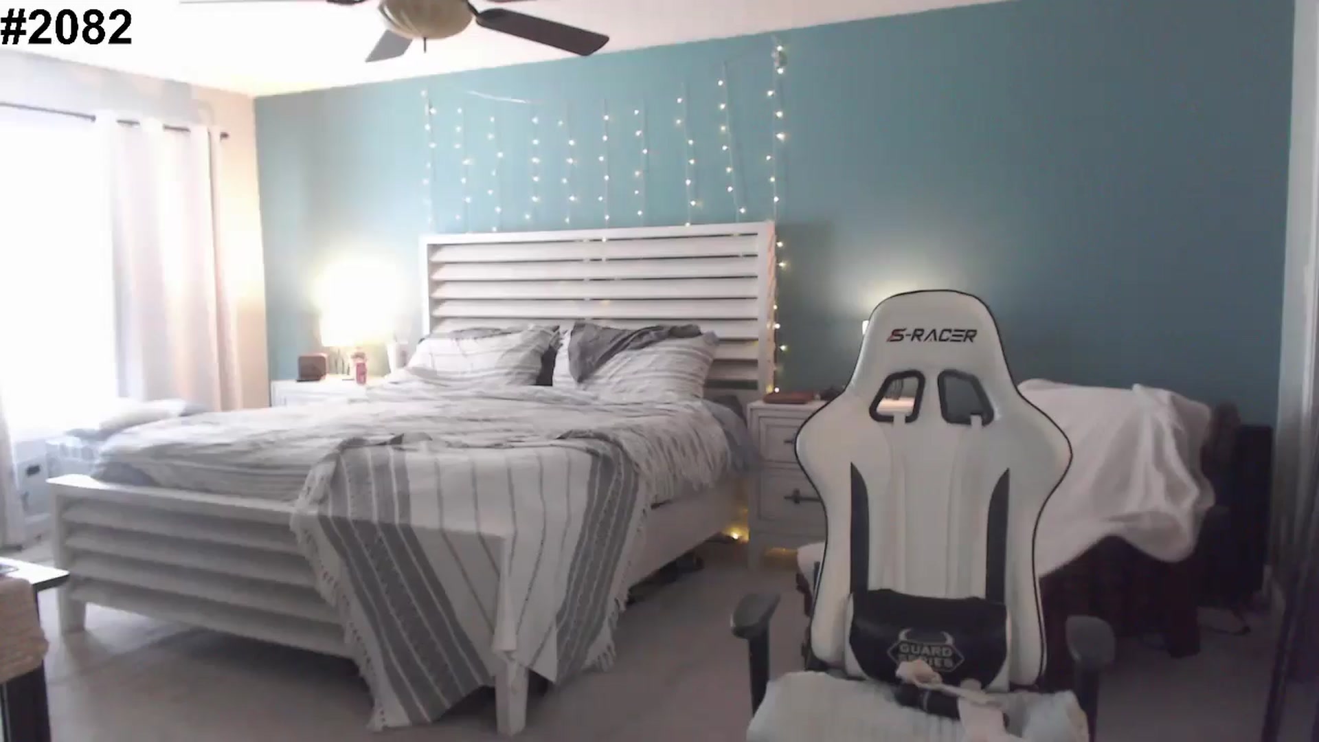 Gallery image thumbnail from GamerGirl's myfreecams stream on, 11/25/2024, 16:13 image 14 of 20