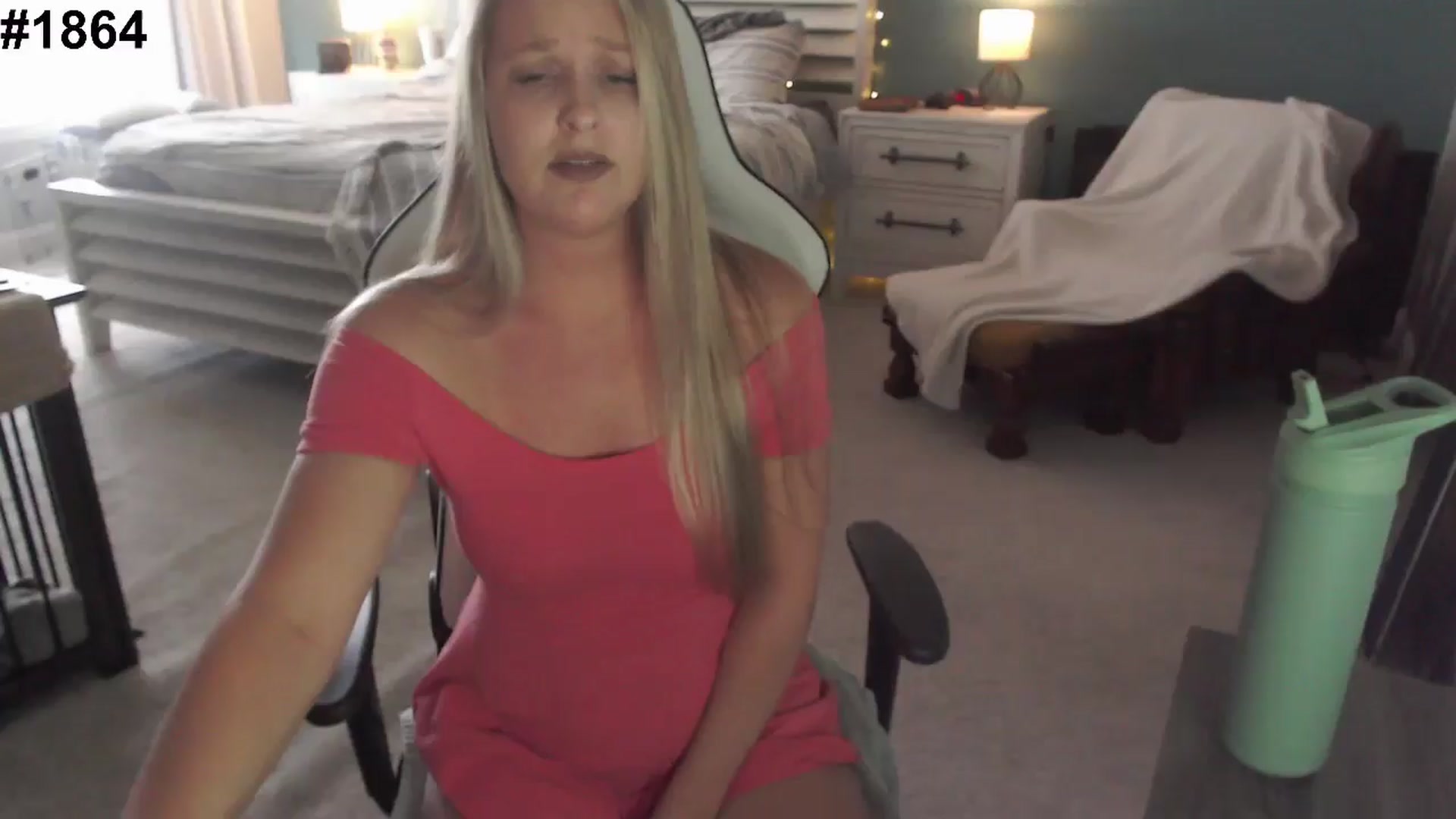 Gallery image thumbnail from GamerGirl's myfreecams stream on, 11/25/2024, 18:00 image 10 of 20