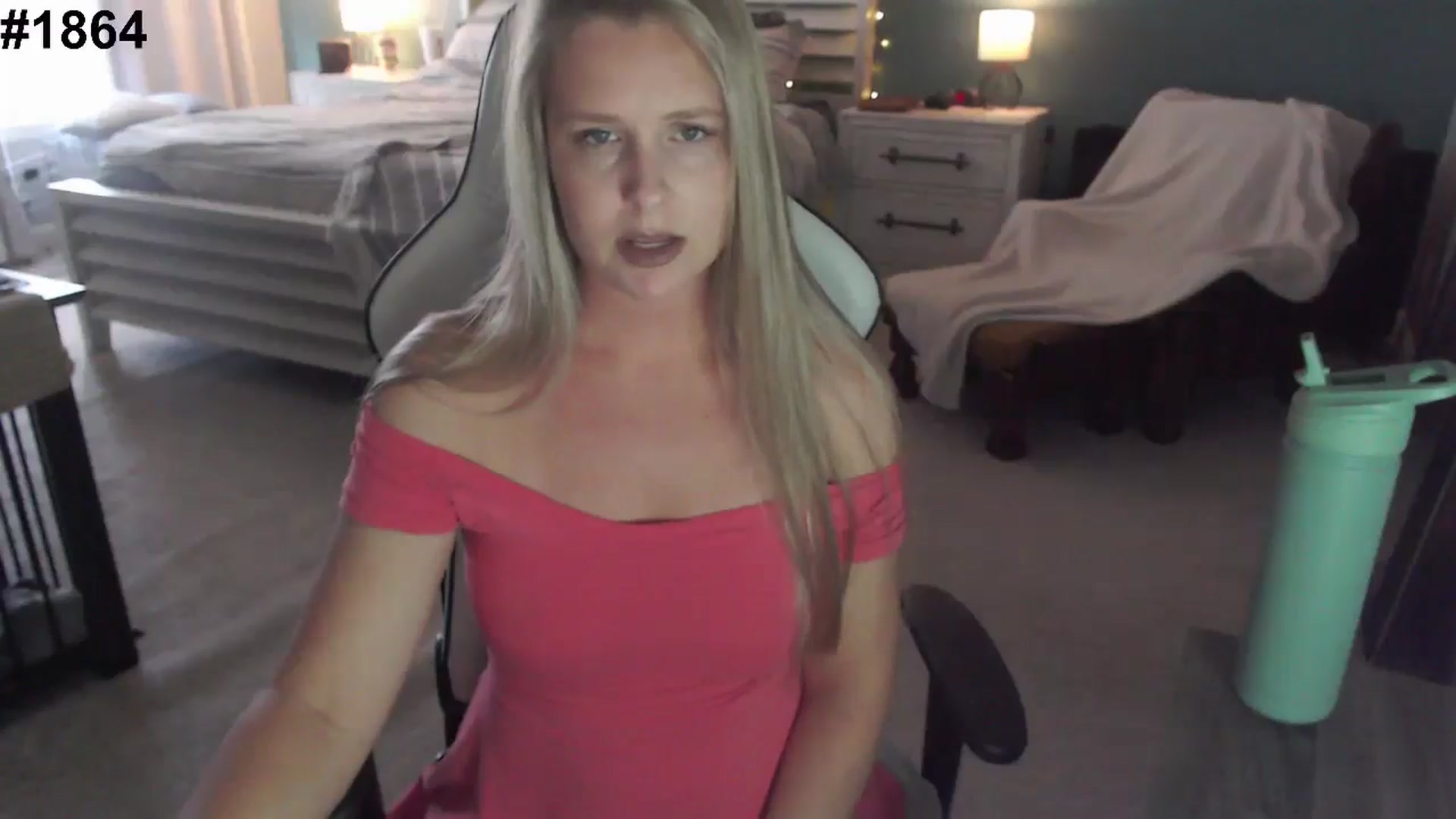 Gallery image thumbnail from GamerGirl's myfreecams stream on, 11/25/2024, 18:00 image 2 of 20