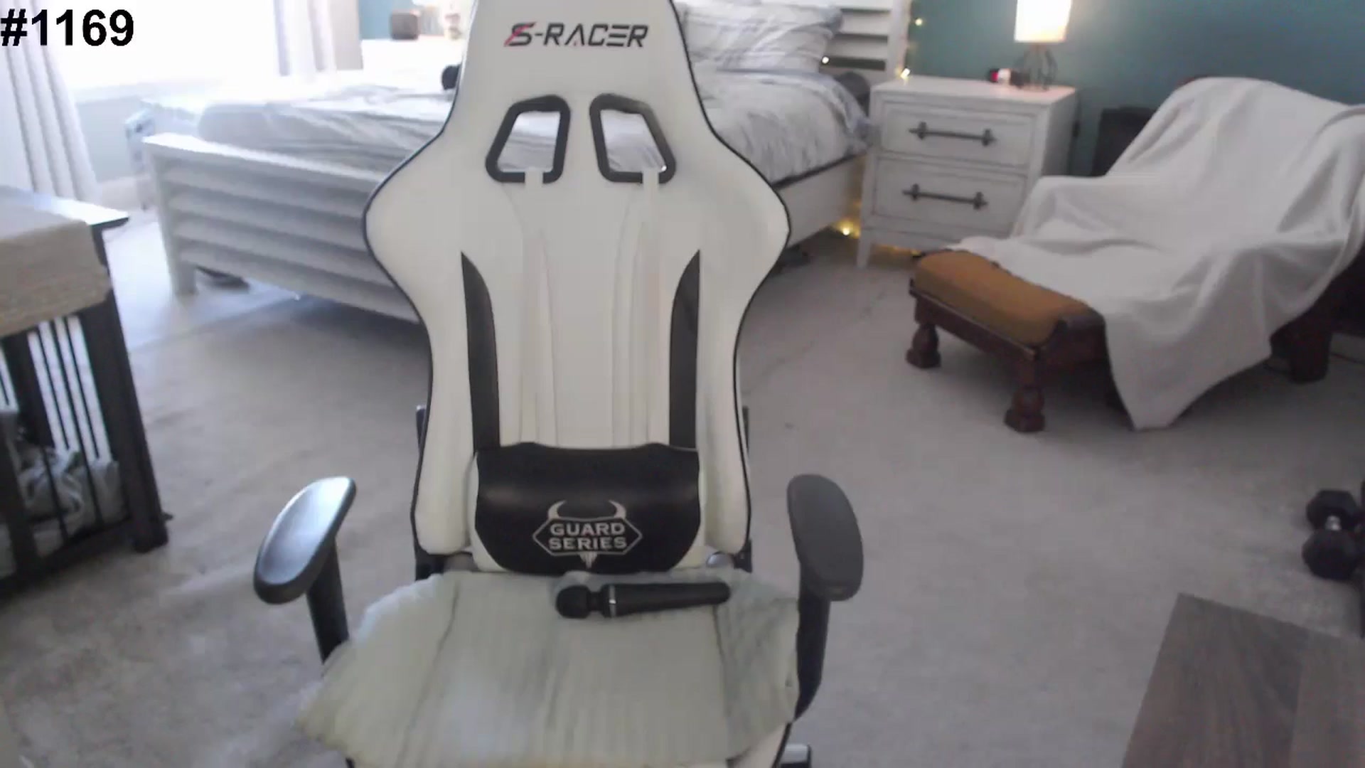 Gallery image thumbnail from GamerGirl's myfreecams stream on, 12/02/2024, 16:33 image 18 of 20