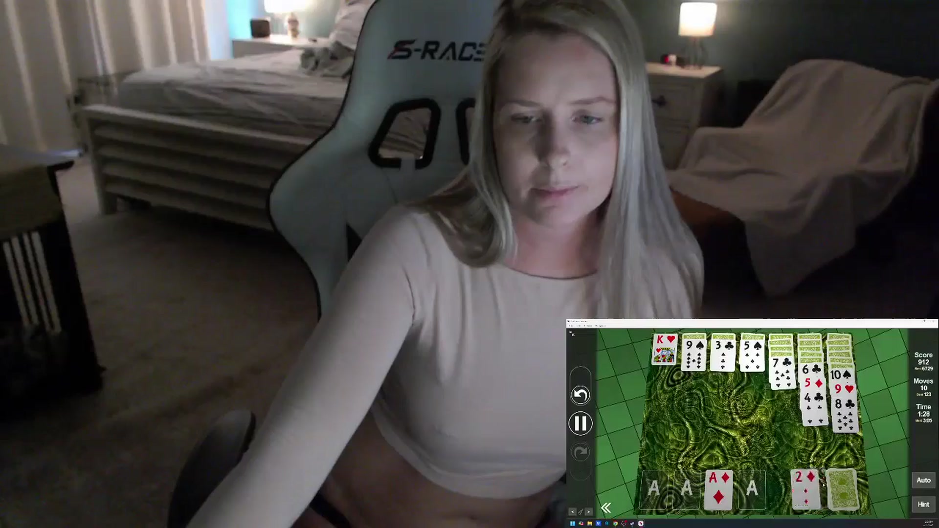 Gallery image thumbnail from GamerGirl's myfreecams stream on, 12/02/2024, 20:14 image 16 of 20