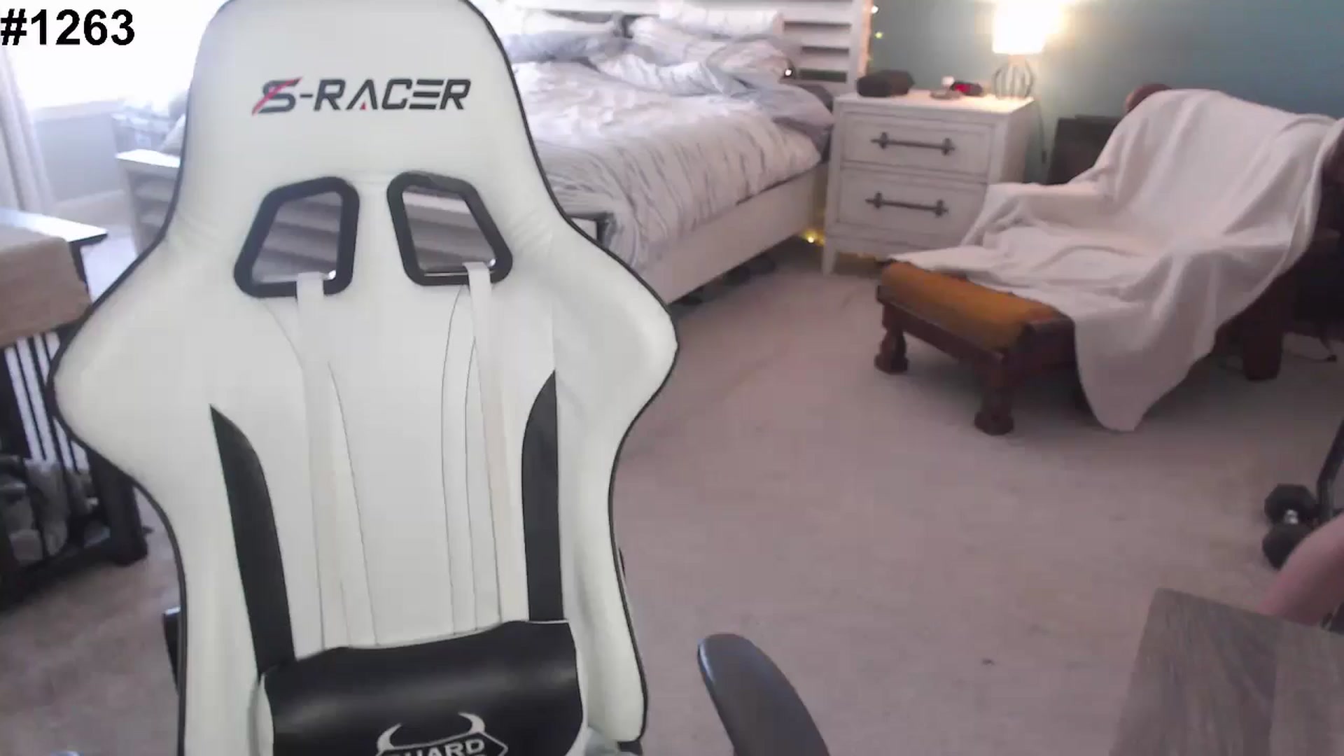 Gallery image thumbnail from GamerGirl's myfreecams stream on, 12/03/2024, 16:24 image 1 of 20
