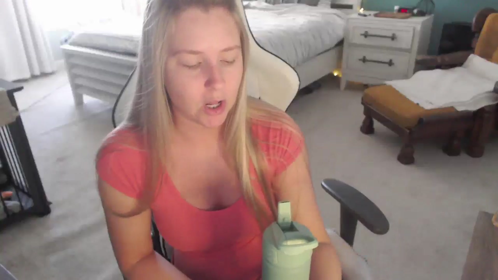 Gallery image thumbnail from GamerGirl's myfreecams stream on, 12/11/2024, 16:02 image 12 of 20