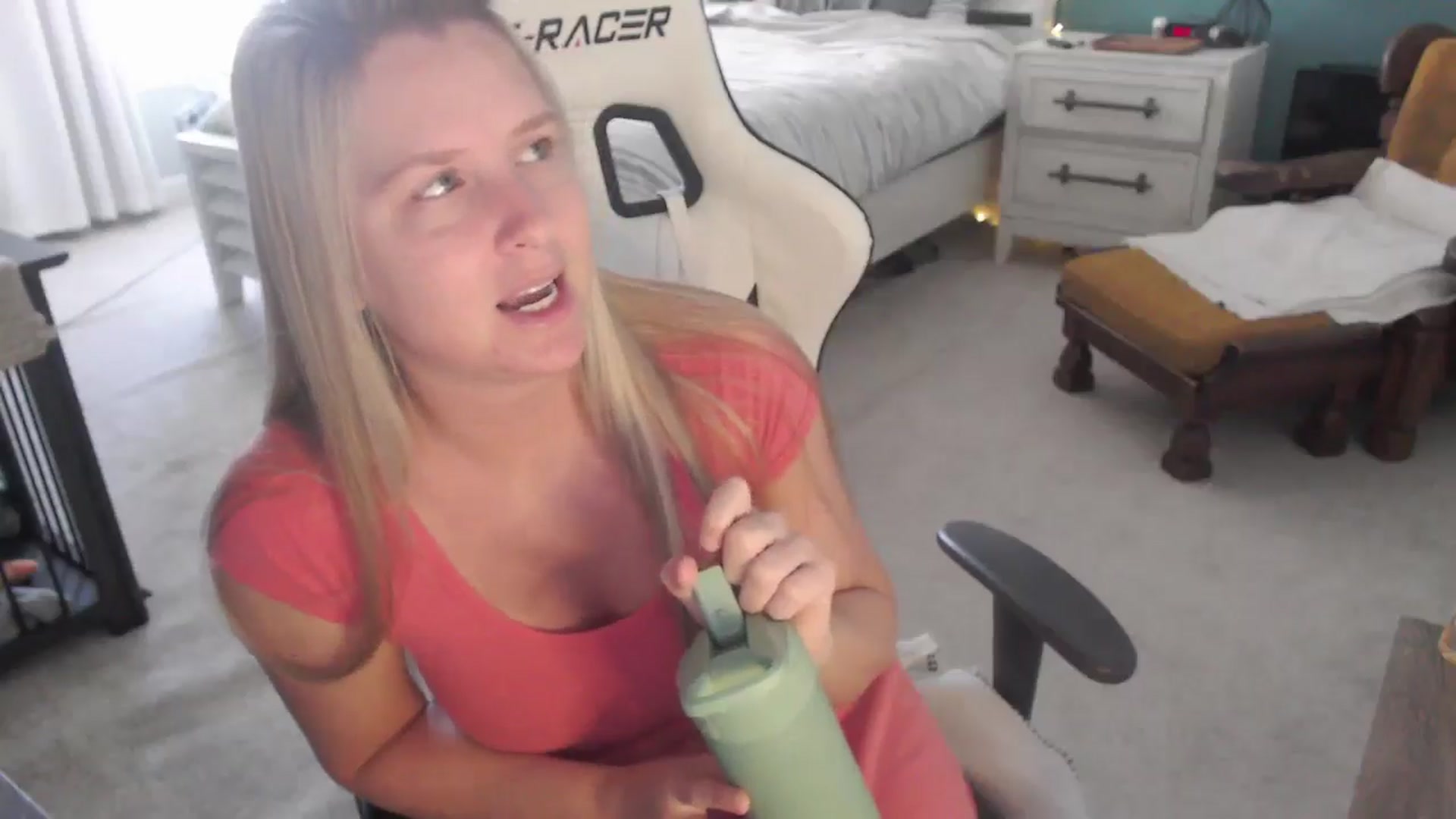 Gallery image thumbnail from GamerGirl's myfreecams stream on, 12/11/2024, 16:02 image 10 of 20