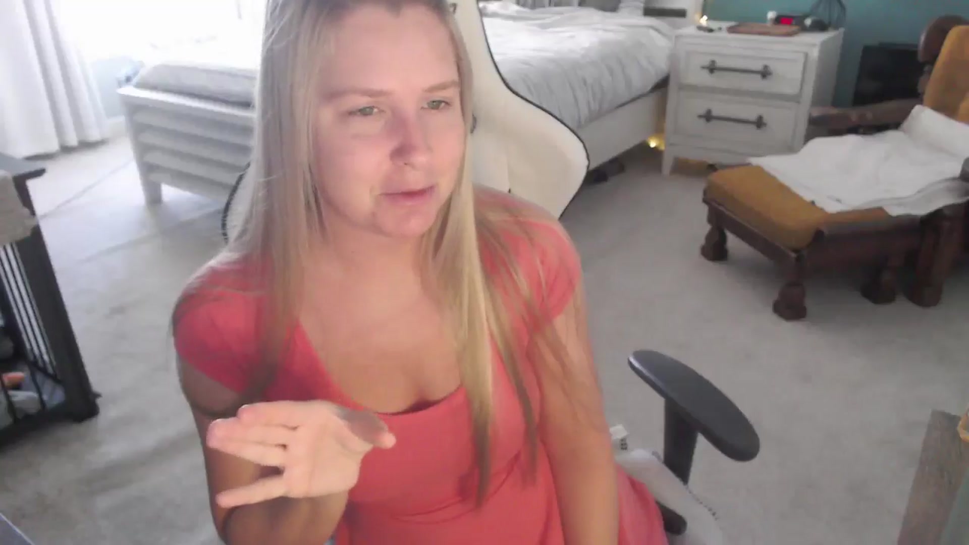 Gallery image thumbnail from GamerGirl's myfreecams stream on, 12/11/2024, 16:02 image 9 of 20