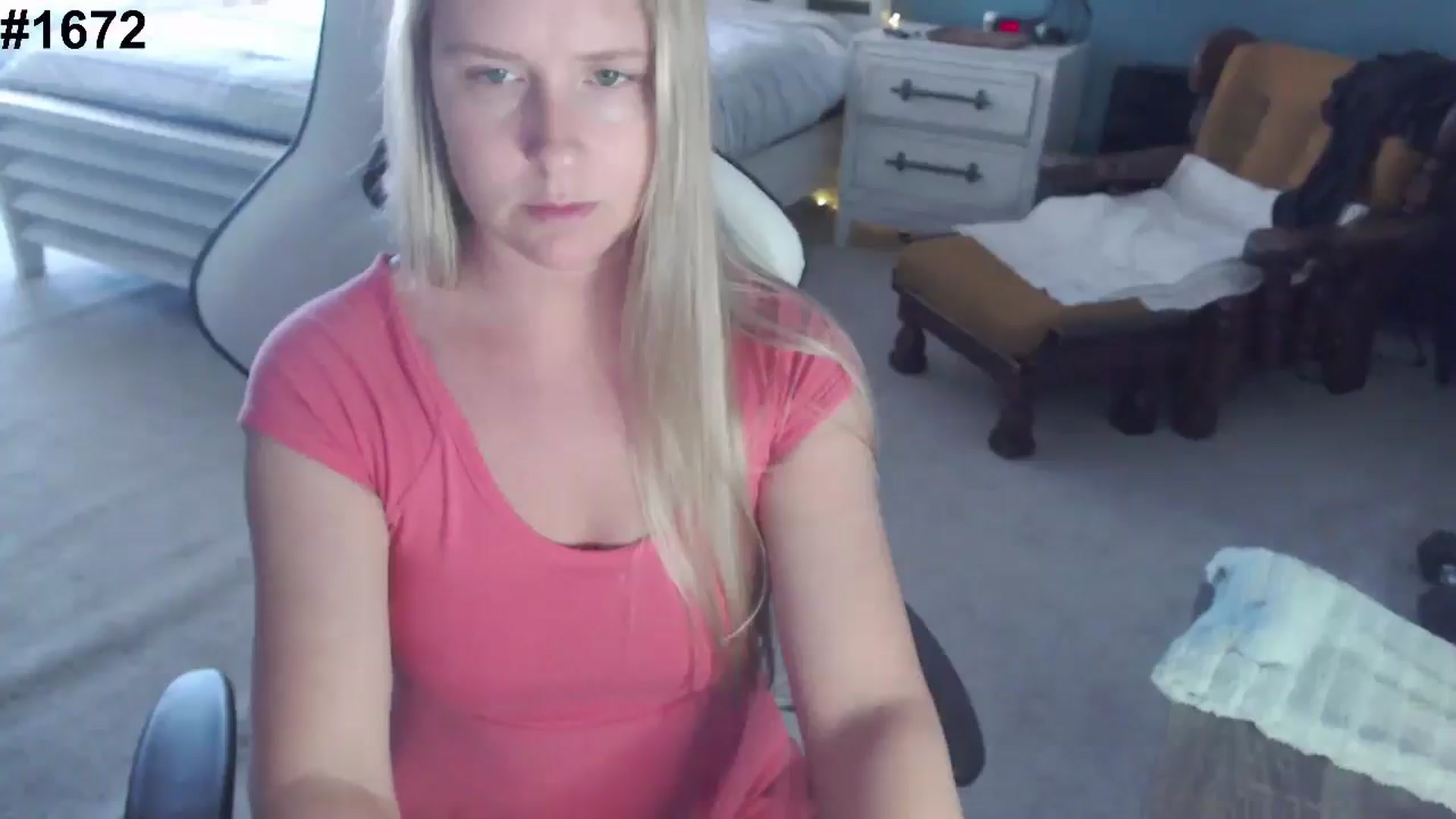 Gallery image thumbnail from GamerGirl's myfreecams stream on, 12/11/2024, 18:50 image 19 of 20