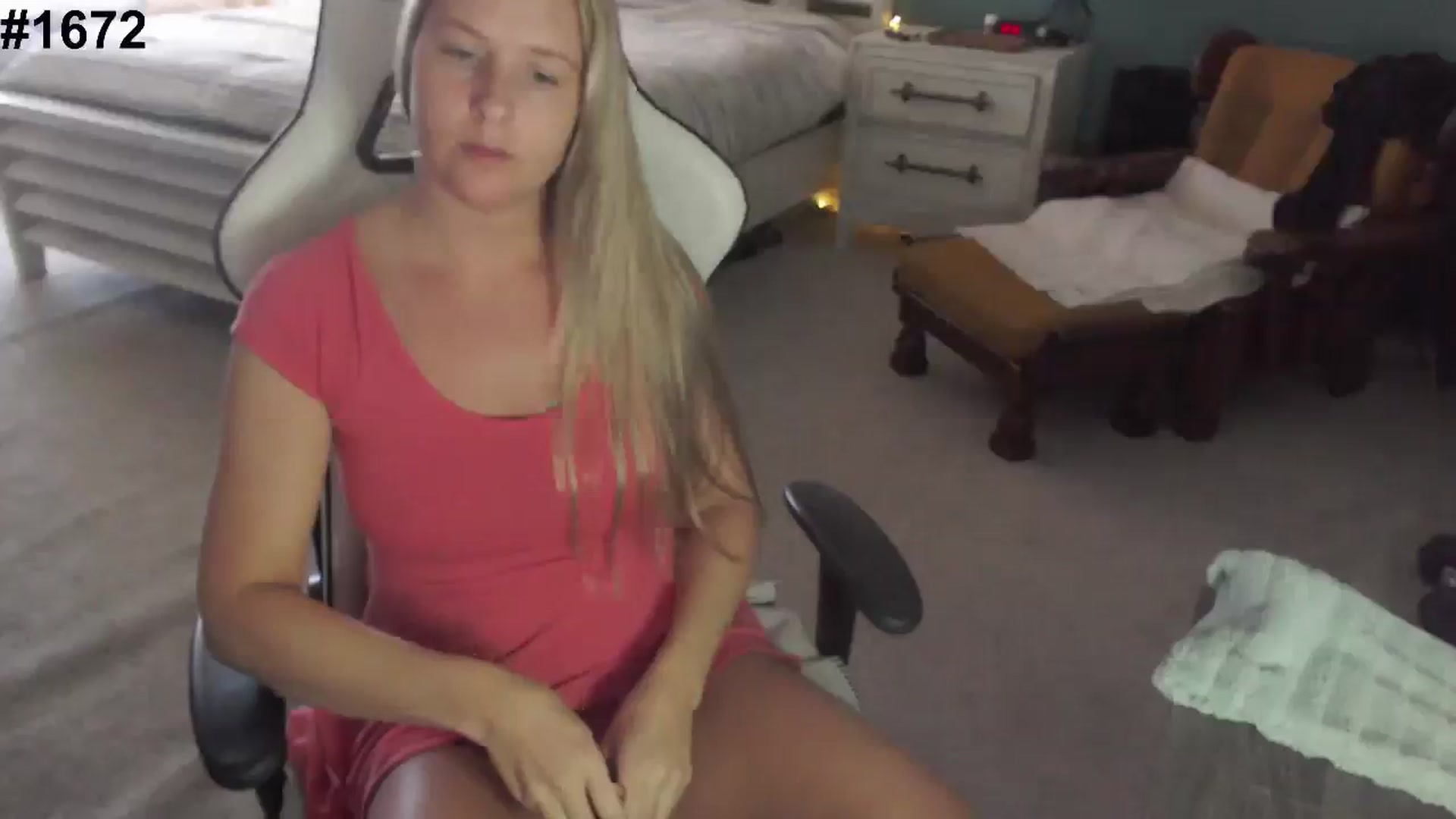 Gallery image thumbnail from GamerGirl's myfreecams stream on, 12/11/2024, 18:50 image 15 of 20