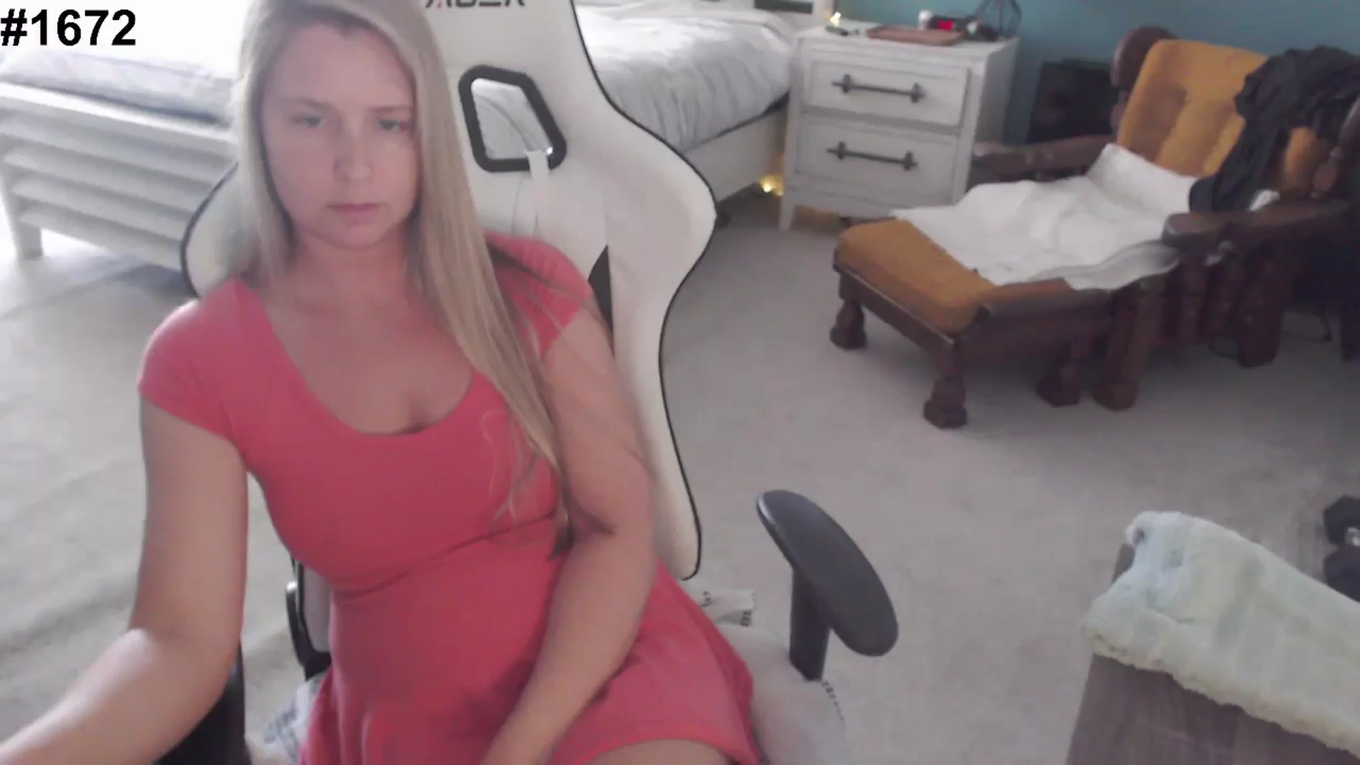 Gallery image thumbnail from GamerGirl's myfreecams stream on, 12/11/2024, 19:44 image 5 of 20