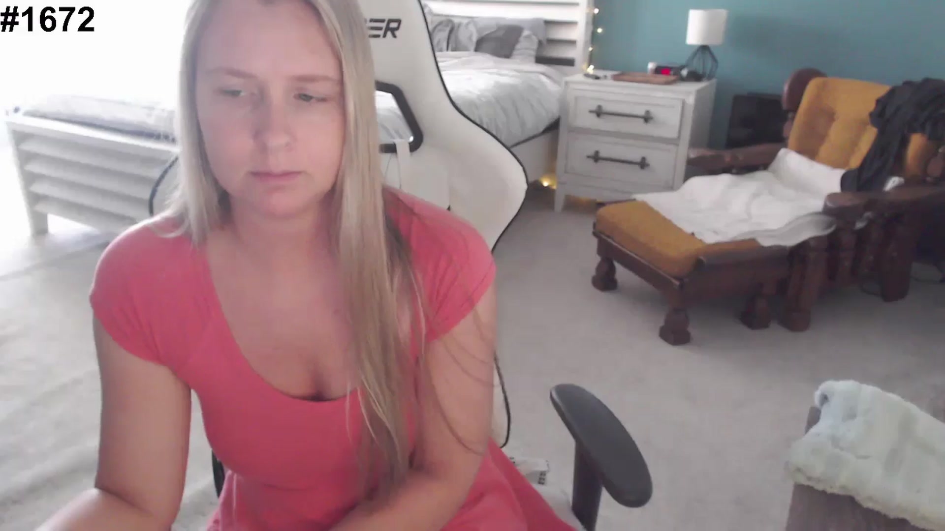 Gallery image thumbnail from GamerGirl's myfreecams stream on, 12/11/2024, 19:44 image 12 of 20