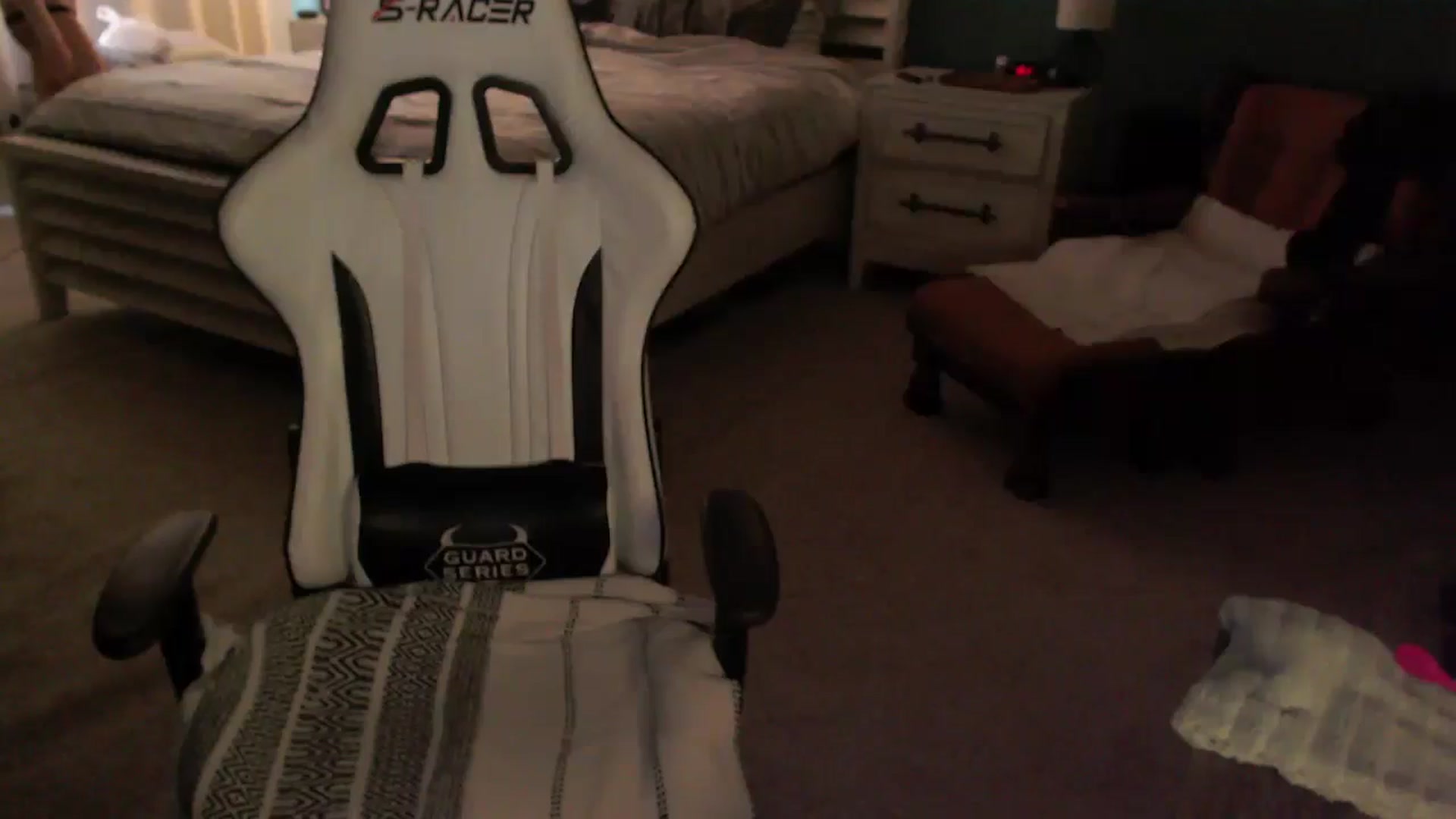 Gallery image thumbnail from GamerGirl's myfreecams stream on, 12/11/2024, 20:02 image 4 of 20