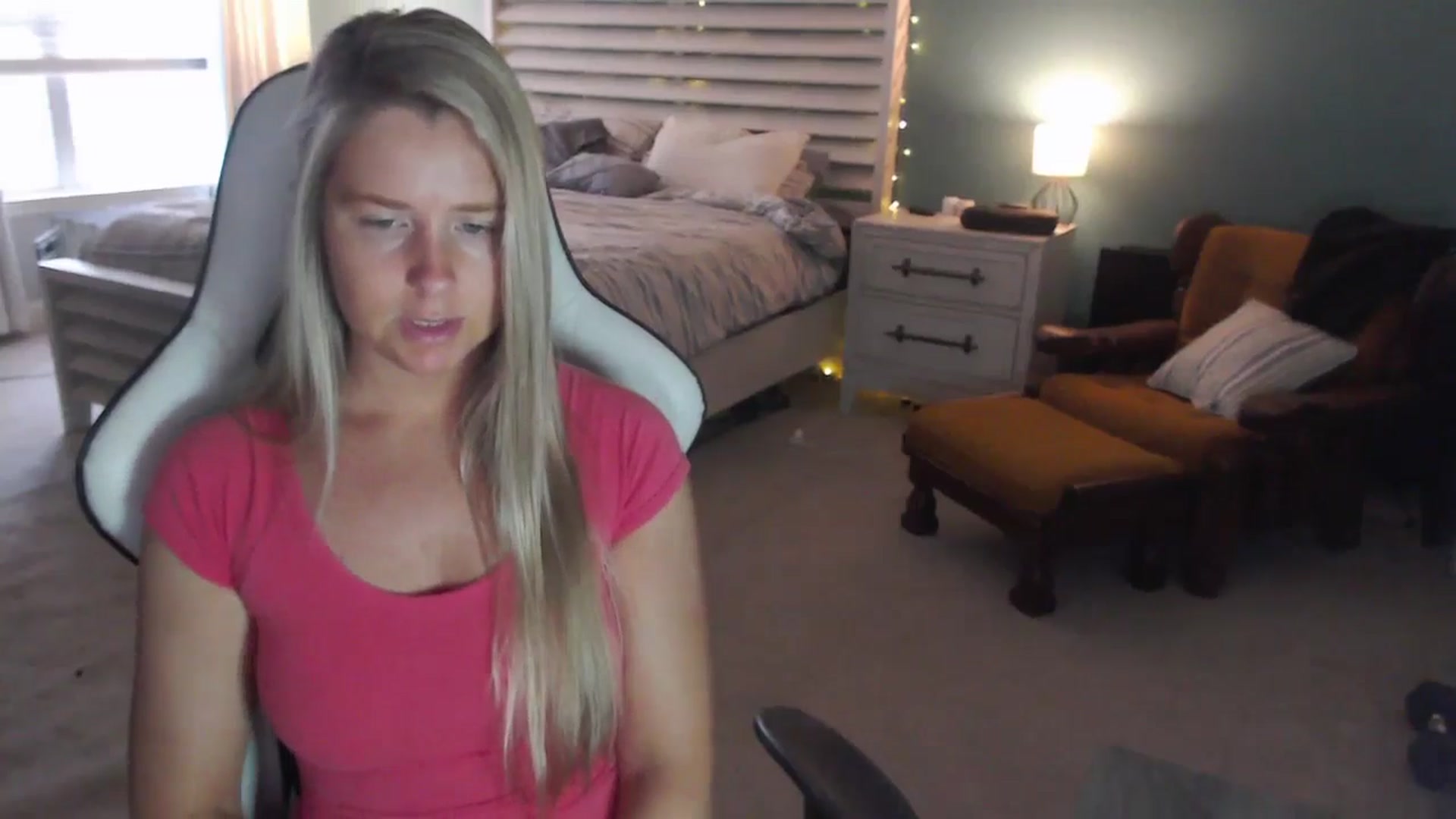 Gallery image thumbnail from GamerGirl's myfreecams stream on, 12/27/2024, 18:20 image 15 of 20