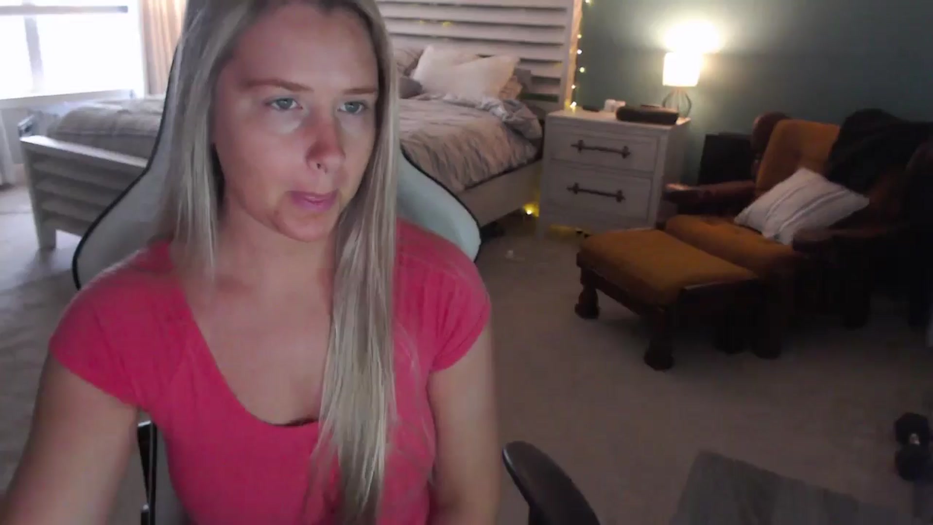 Gallery image thumbnail from GamerGirl's myfreecams stream on, 12/27/2024, 18:20 image 4 of 20