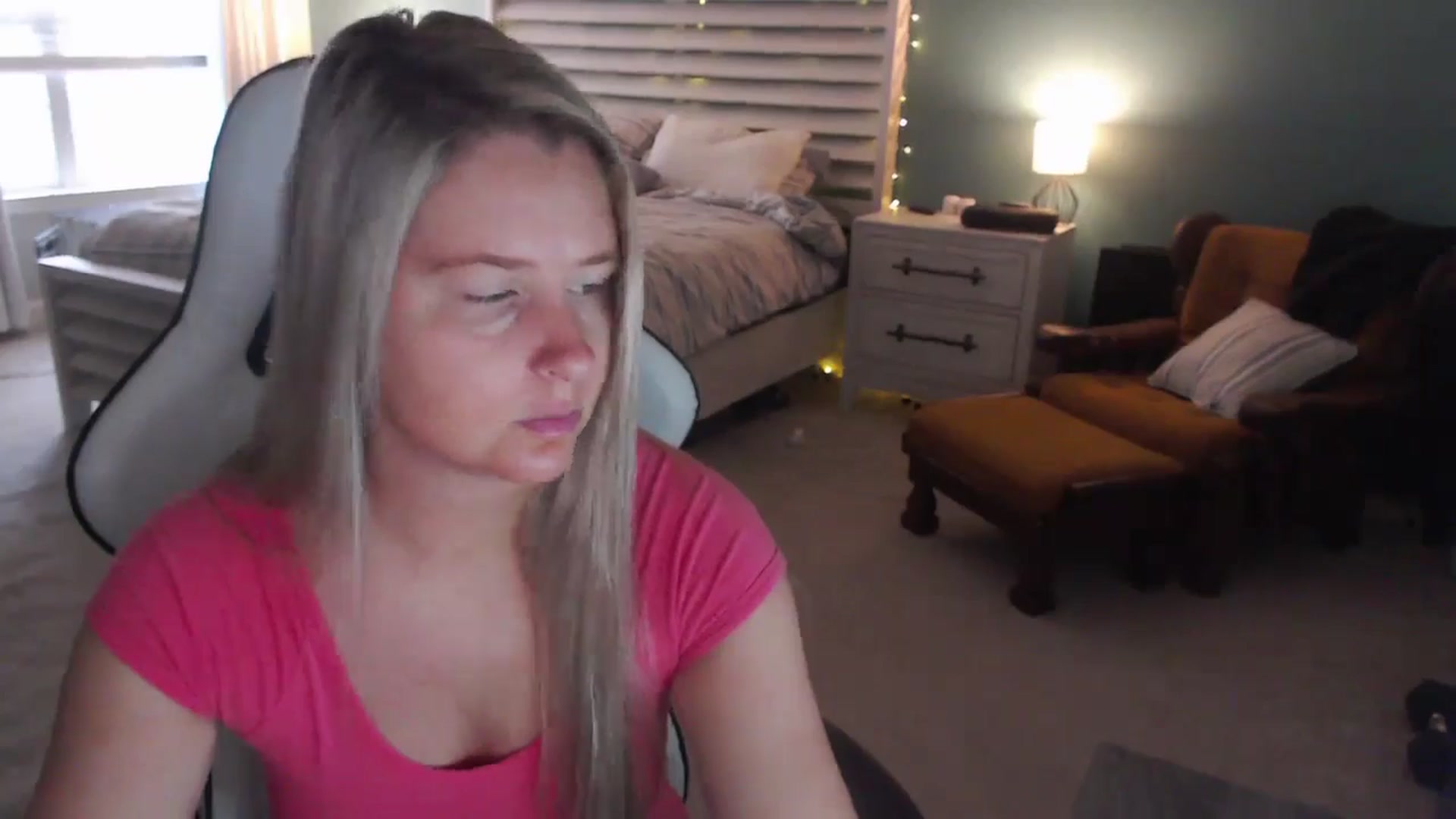 Gallery image thumbnail from GamerGirl's myfreecams stream on, 12/27/2024, 18:20 image 11 of 20