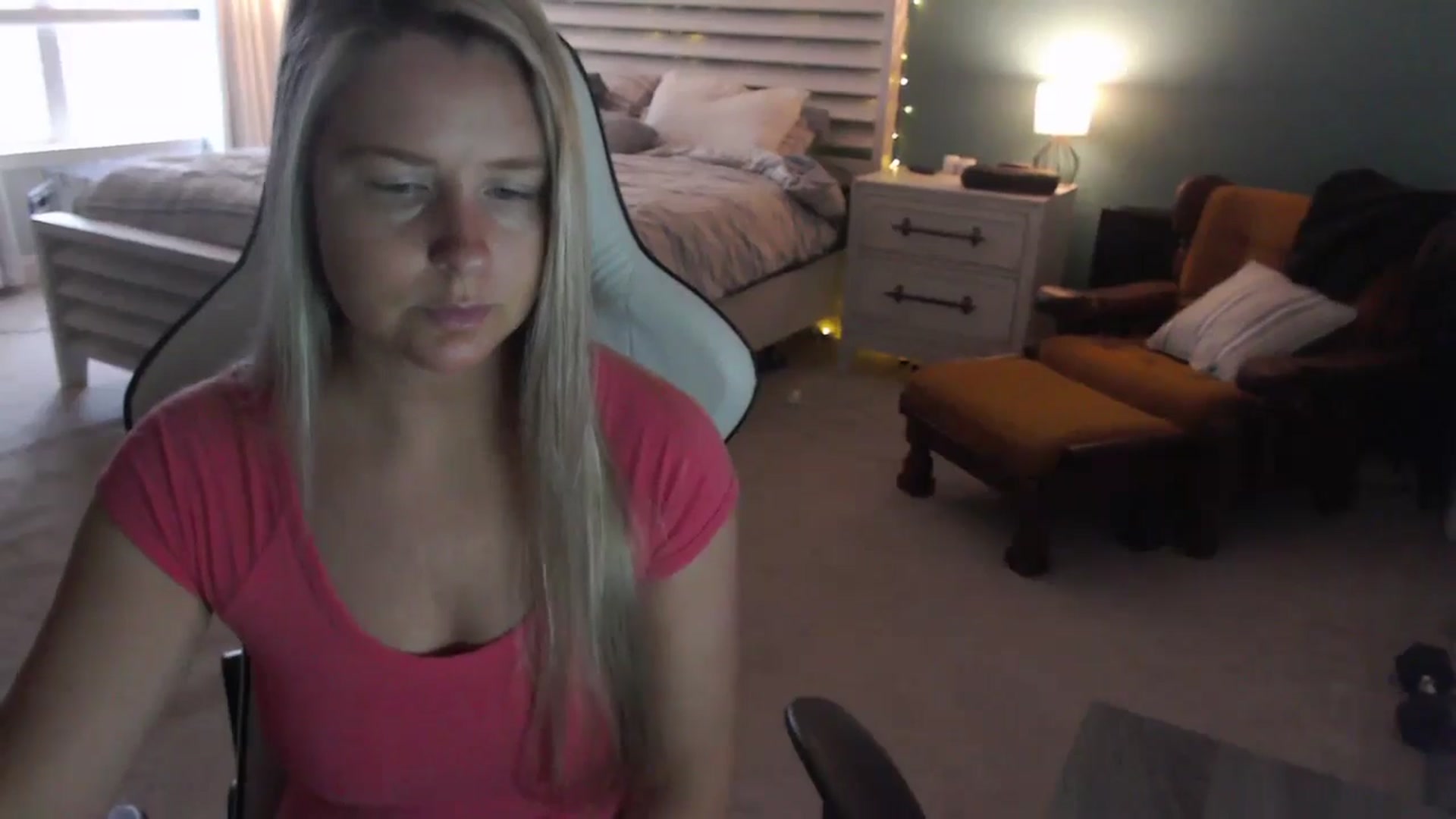 Gallery image thumbnail from GamerGirl's myfreecams stream on, 12/27/2024, 18:20 image 6 of 20