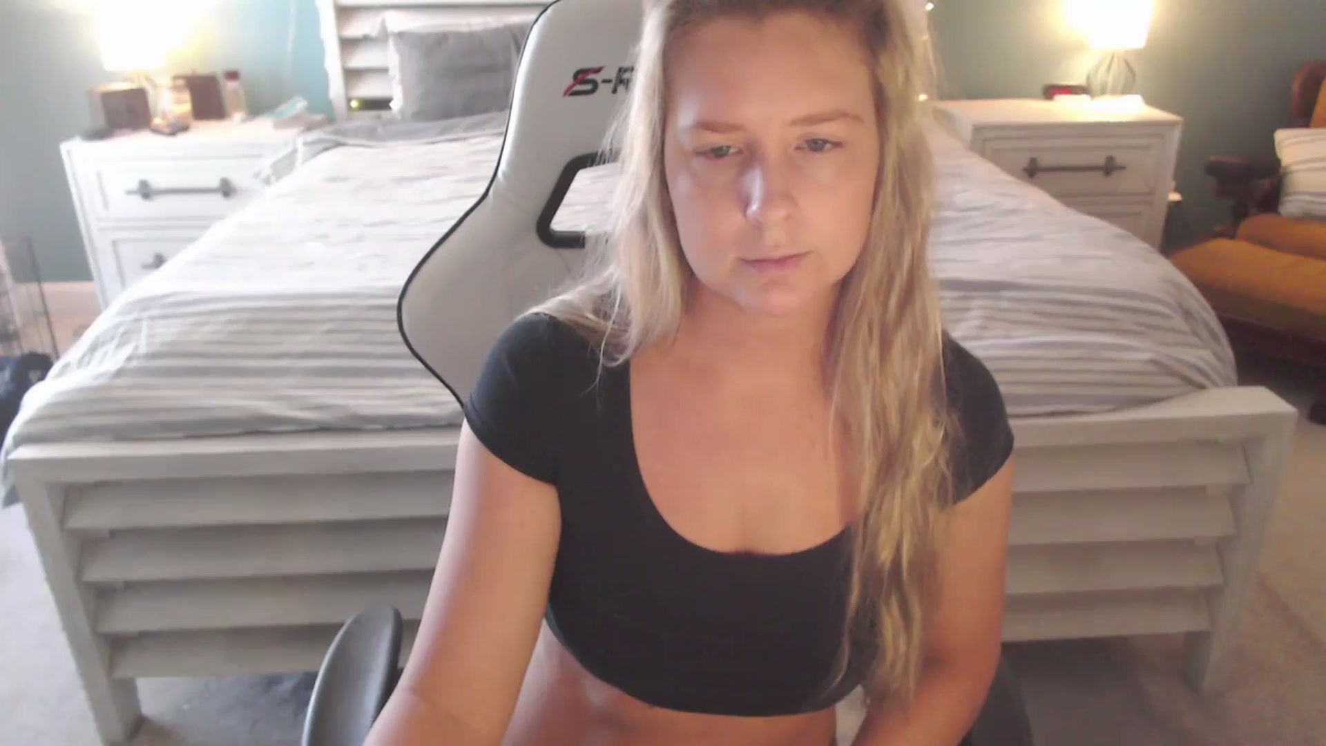 Gallery image thumbnail from GamerGirl's myfreecams stream on, 01/02/2025, 17:26 image 12 of 20