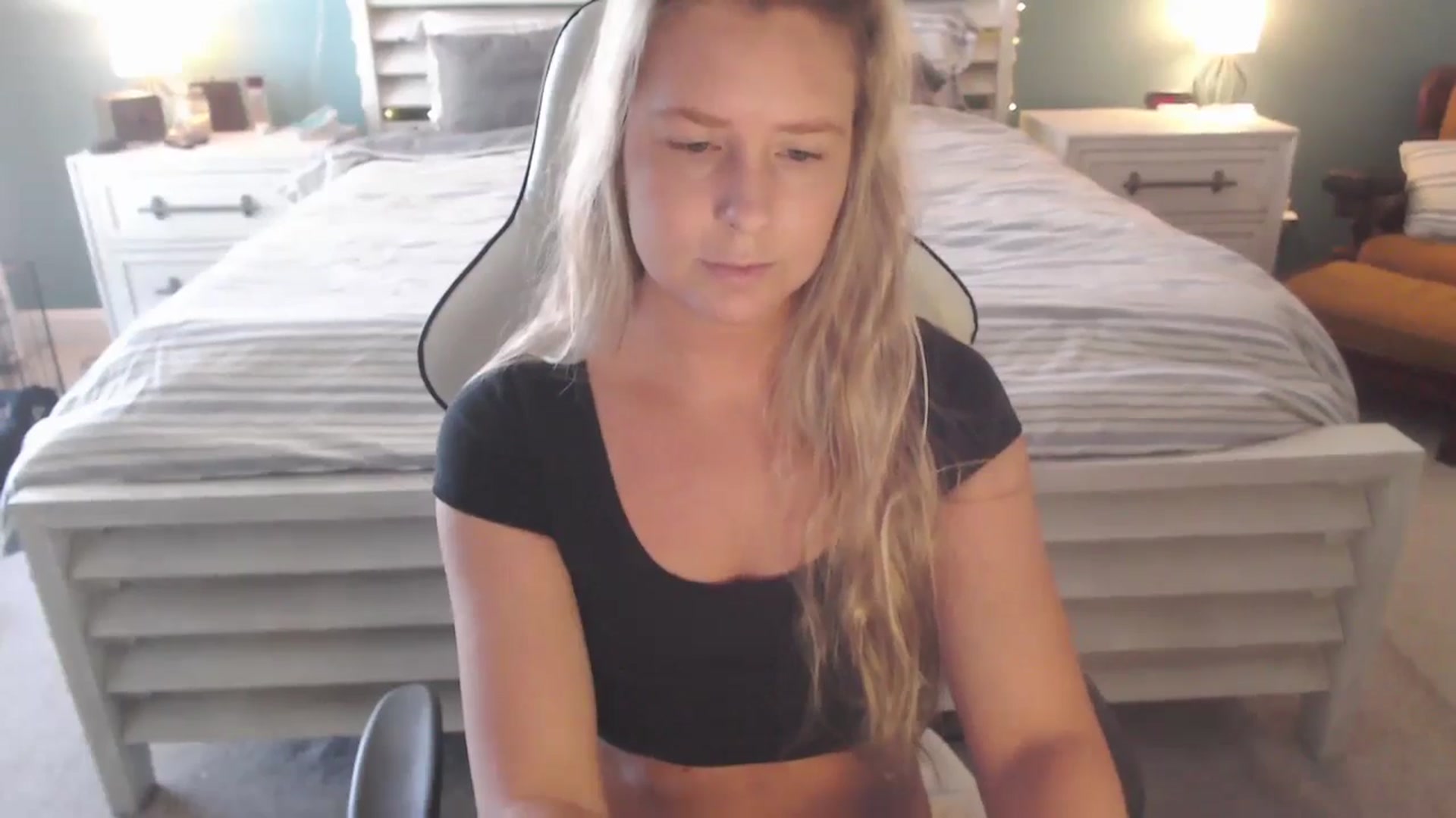Gallery image thumbnail from GamerGirl's myfreecams stream on, 01/02/2025, 17:26 image 8 of 20