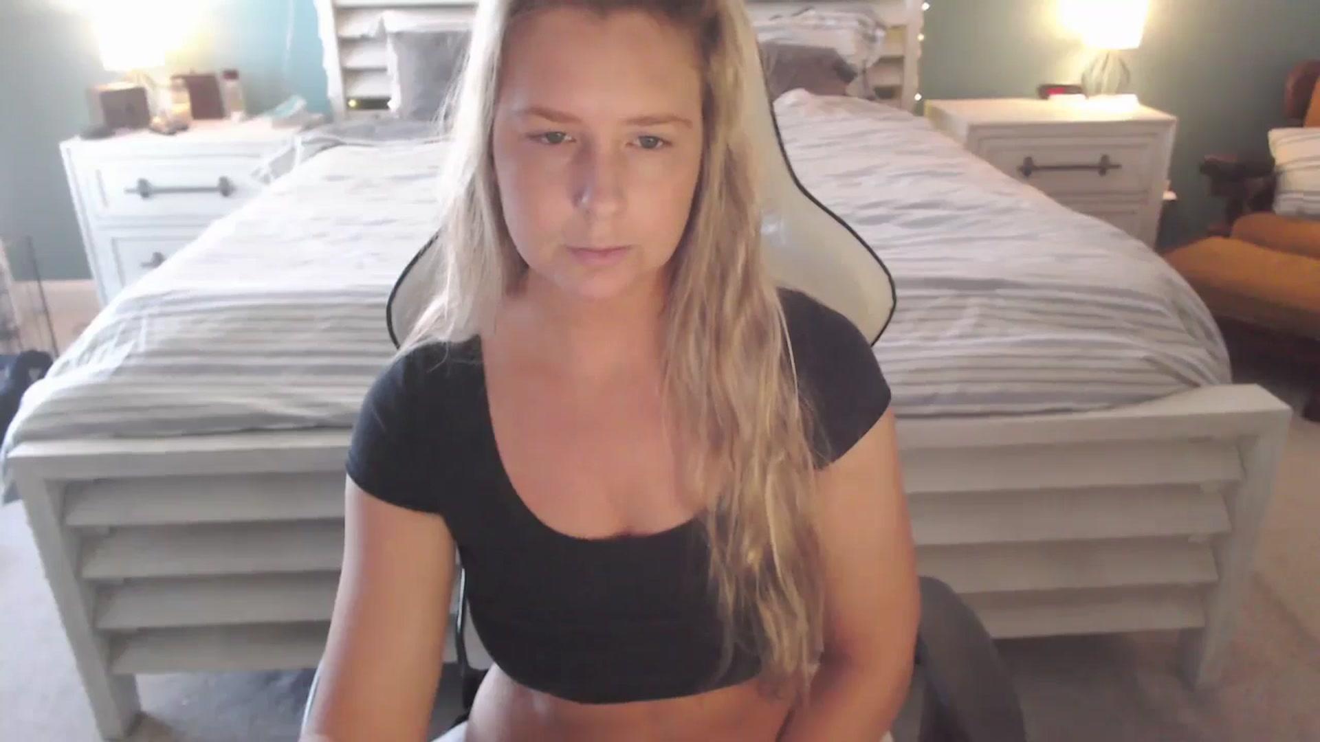 Gallery image thumbnail from GamerGirl's myfreecams stream on, 01/02/2025, 17:26 image 15 of 20