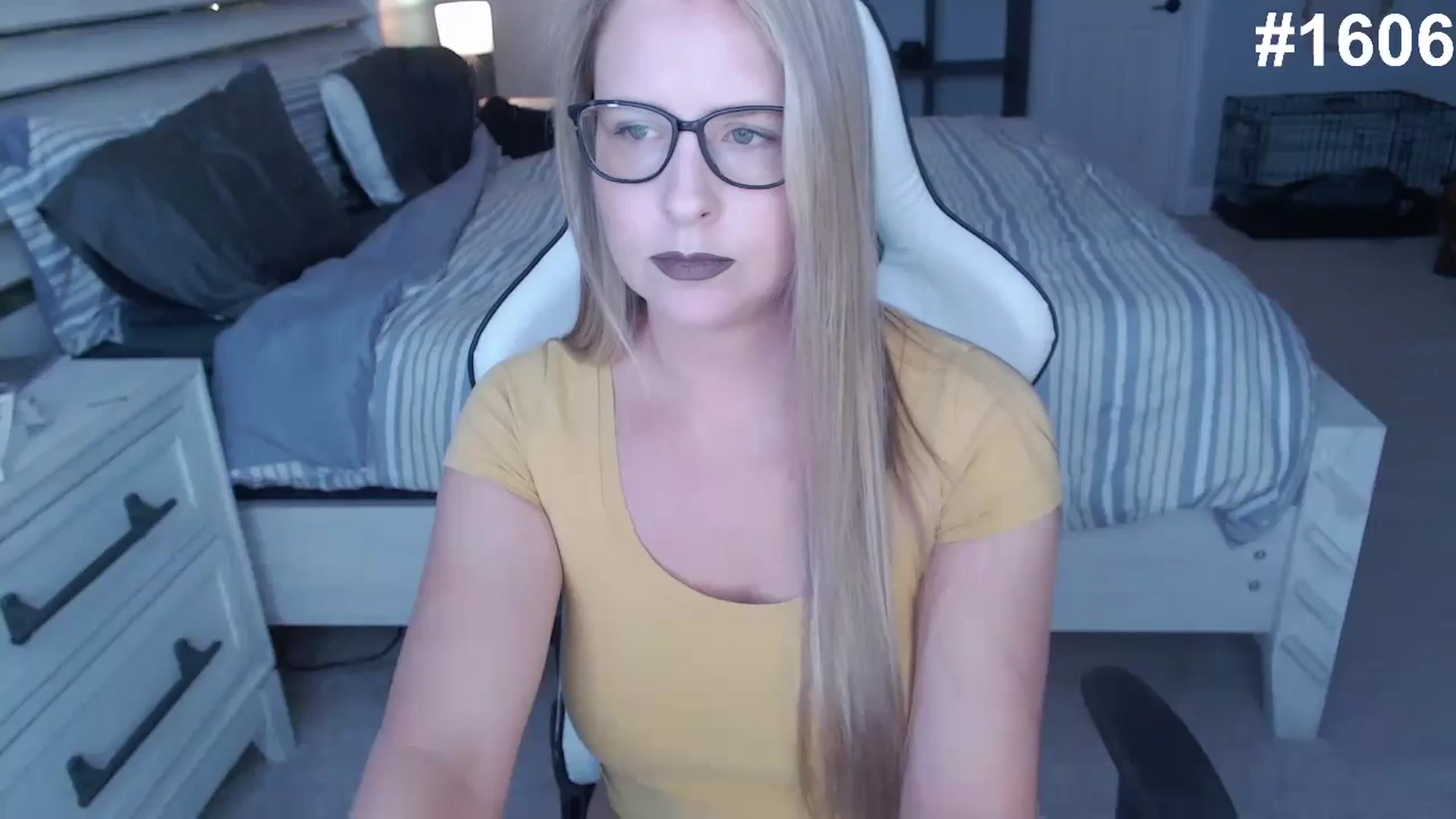 Gallery image thumbnail from GamerGirl's myfreecams stream on, 01/13/2025, 18:33 image 4 of 20