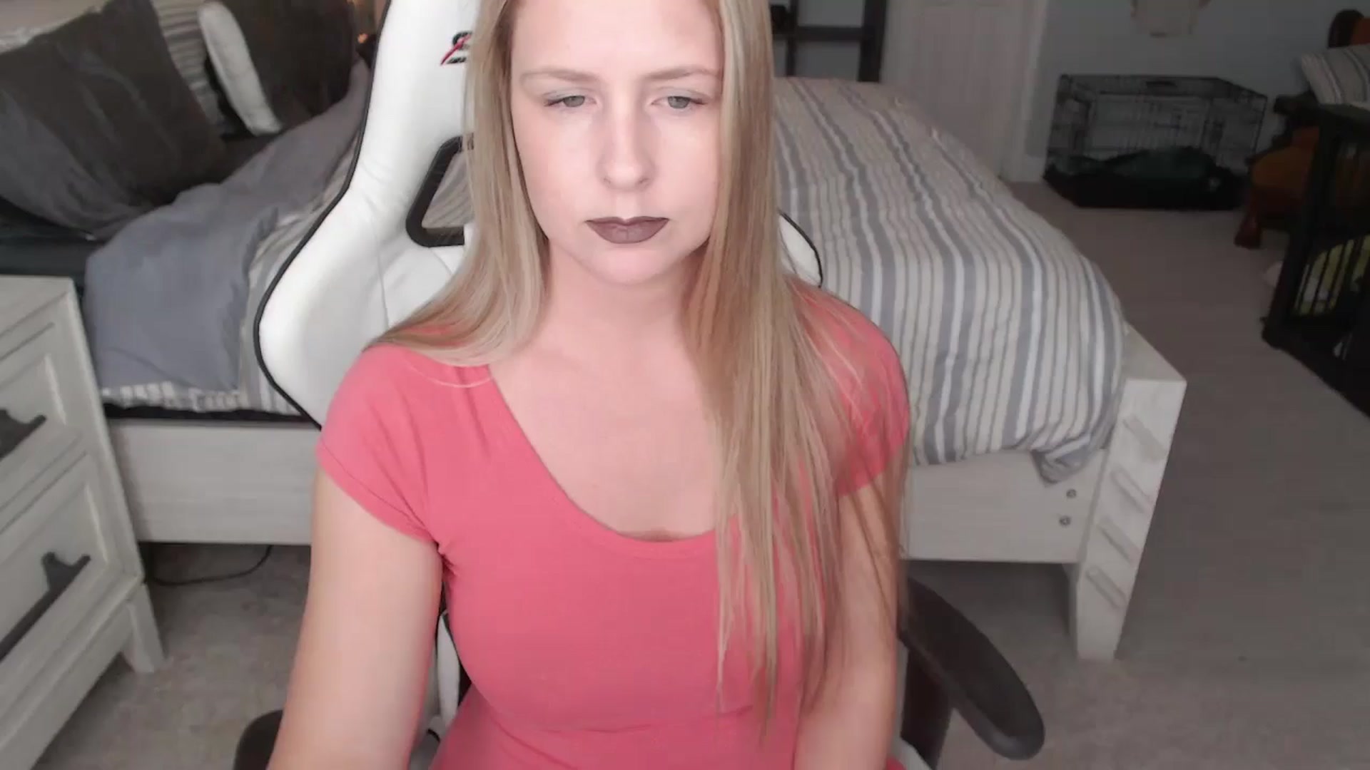 Gallery image thumbnail from GamerGirl's myfreecams stream on, 01/13/2025, 18:57 image 4 of 20