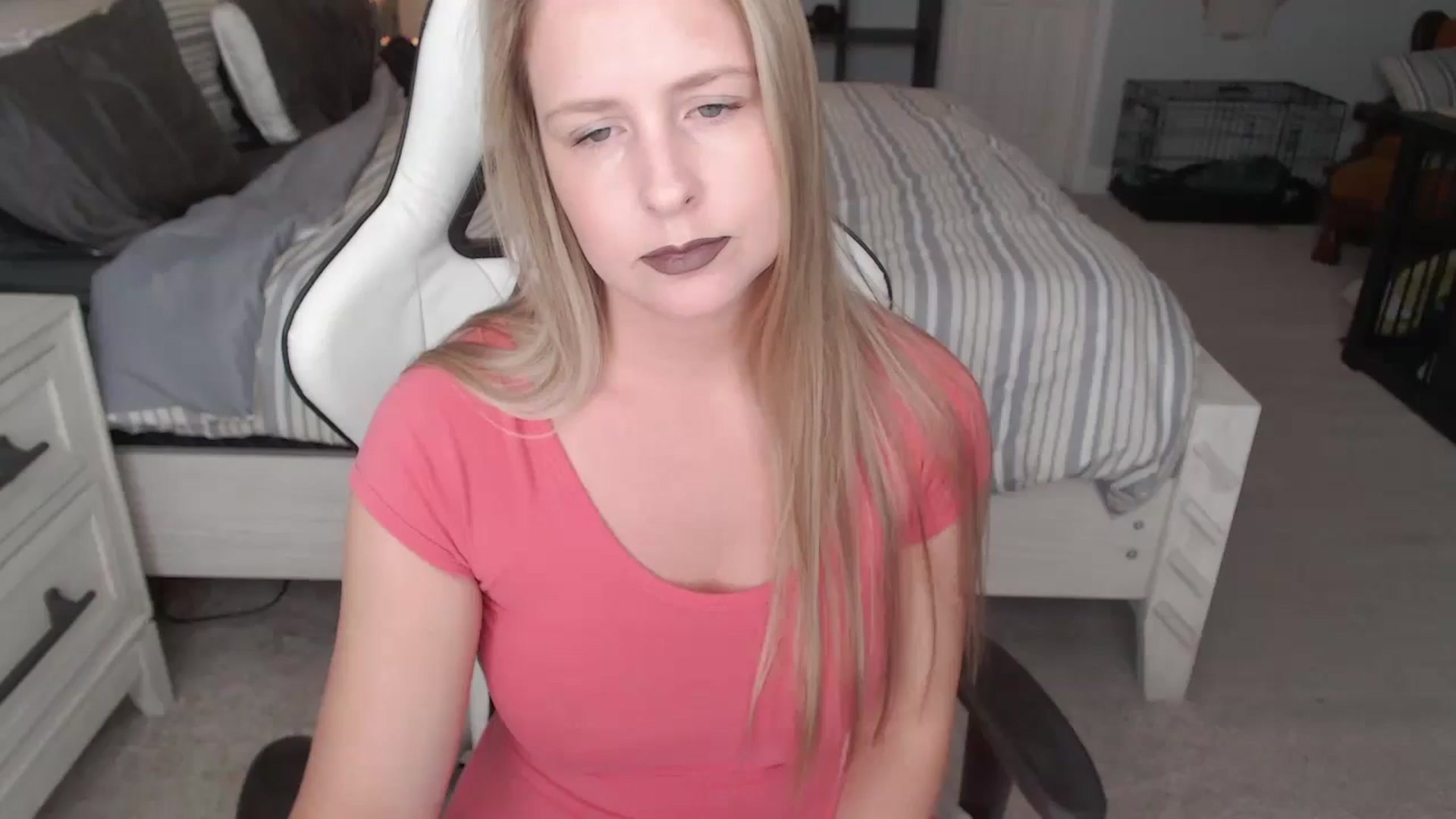 Gallery image thumbnail from GamerGirl's myfreecams stream on, 01/13/2025, 18:57 image 3 of 20