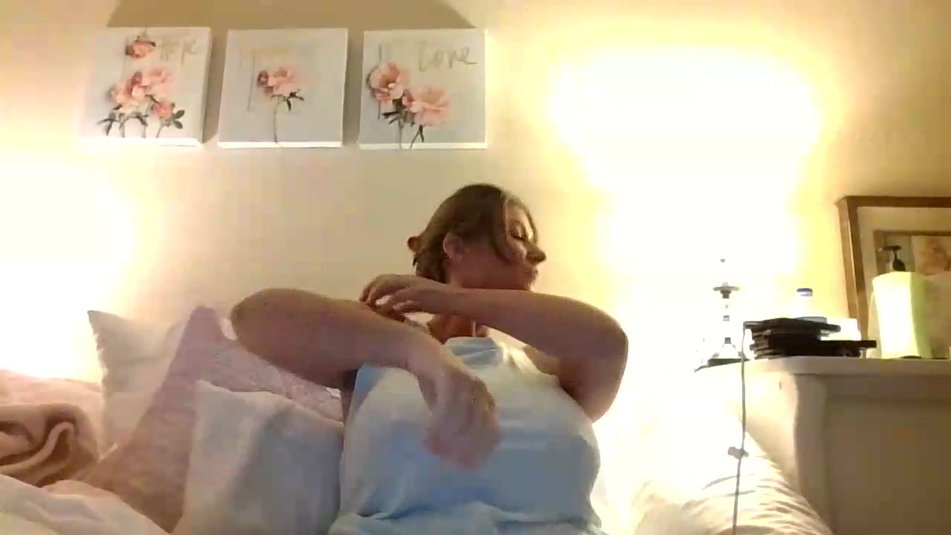 Gallery image thumbnail from Ganjaa_goddess's myfreecams stream on, 08/28/2026, 14:58 image 17 of 20