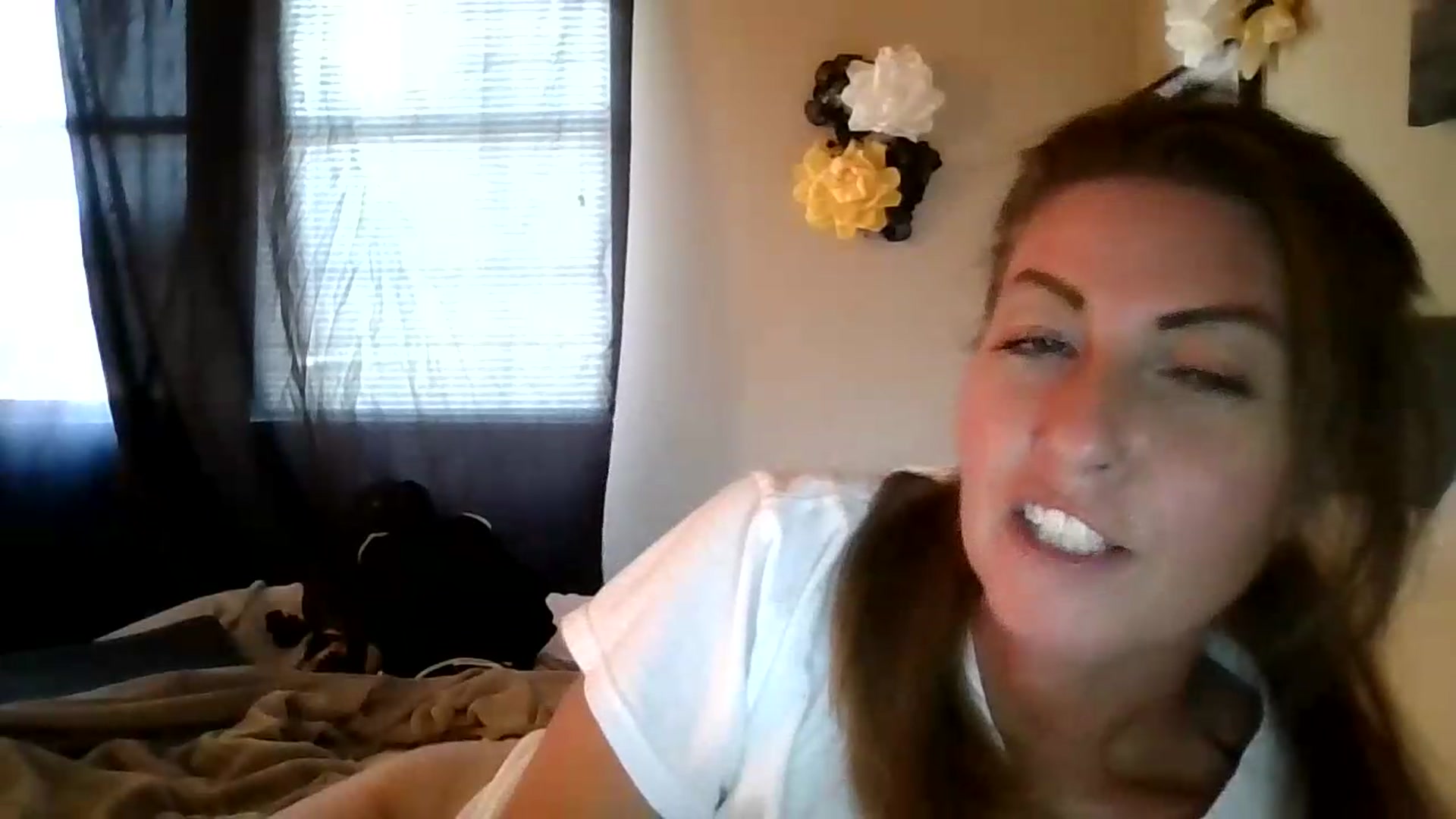 Gallery image thumbnail from Ganjaa_goddess's myfreecams stream on, 08/30/2026, 20:06 image 19 of 20