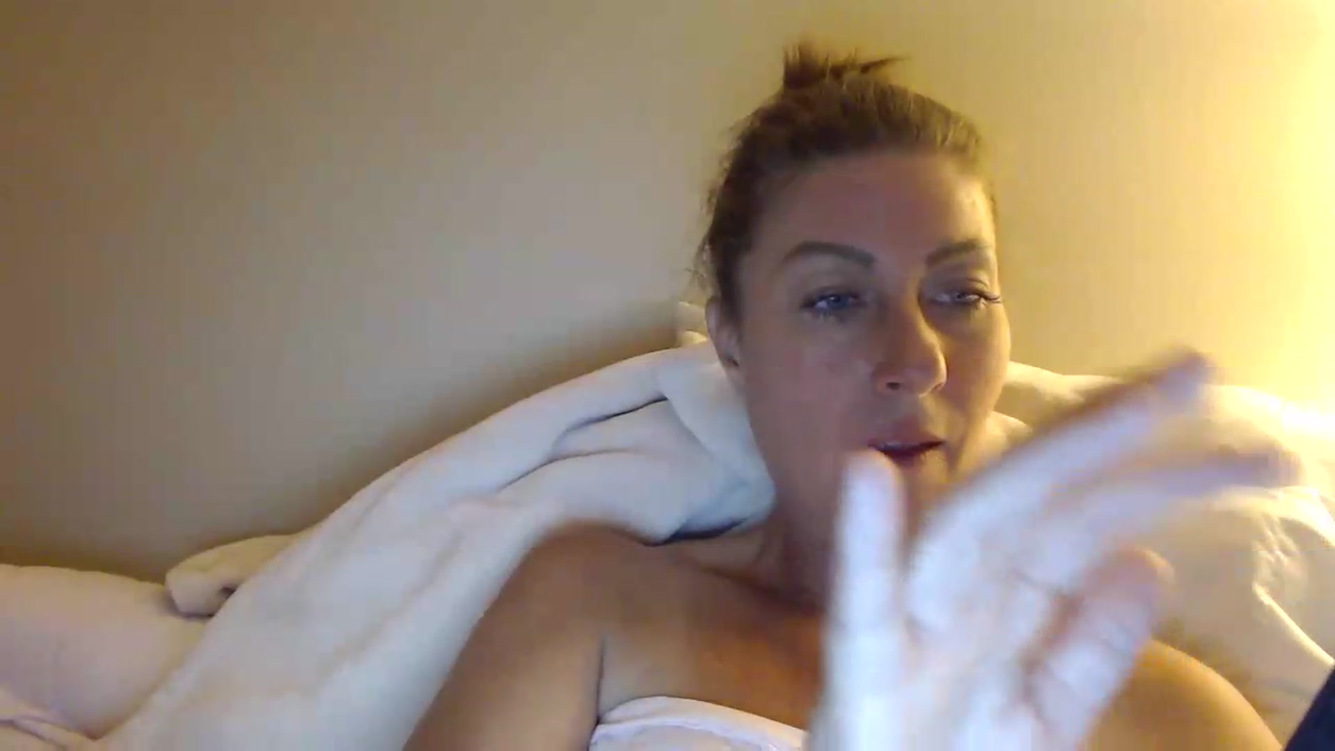 Gallery image thumbnail from Ganjaa_goddess's myfreecams stream on, 09/02/2026, 15:01 image 2 of 20