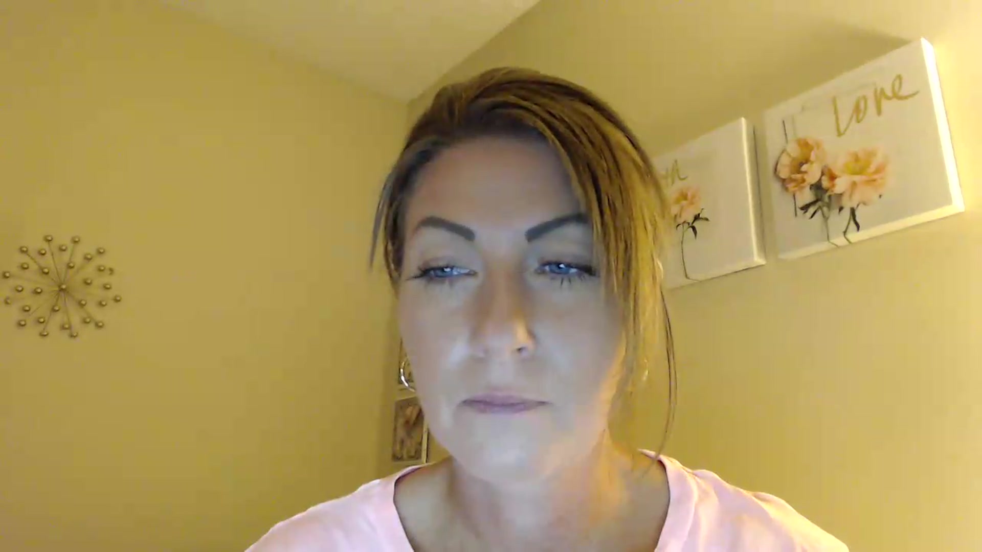 Gallery image thumbnail from Ganjaa_goddess's myfreecams stream on, 09/03/2026, 18:18 image 18 of 20