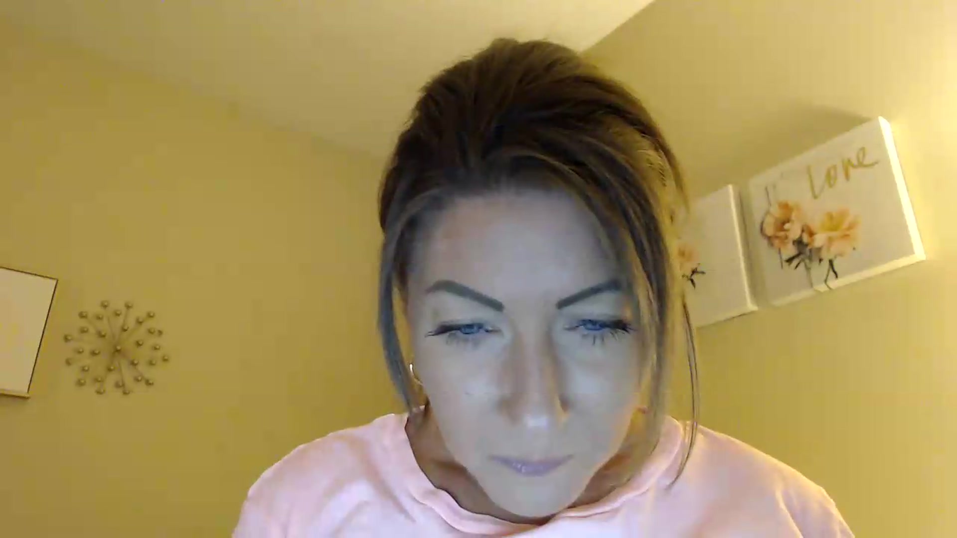 Gallery image thumbnail from Ganjaa_goddess's myfreecams stream on, 09/03/2026, 18:18 image 10 of 20