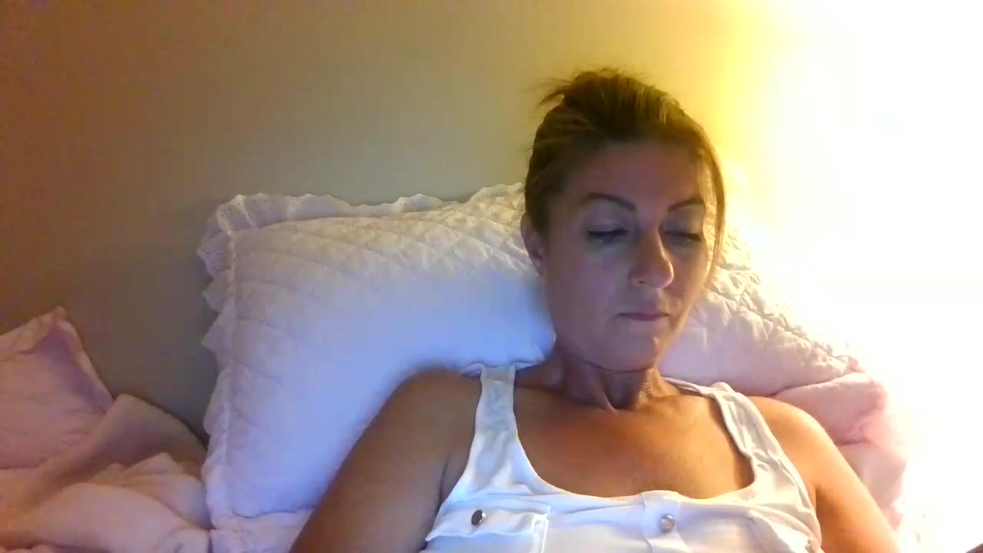 Gallery image thumbnail from Ganjaa_goddess's myfreecams stream on, 09/04/2026, 15:59 image 3 of 20