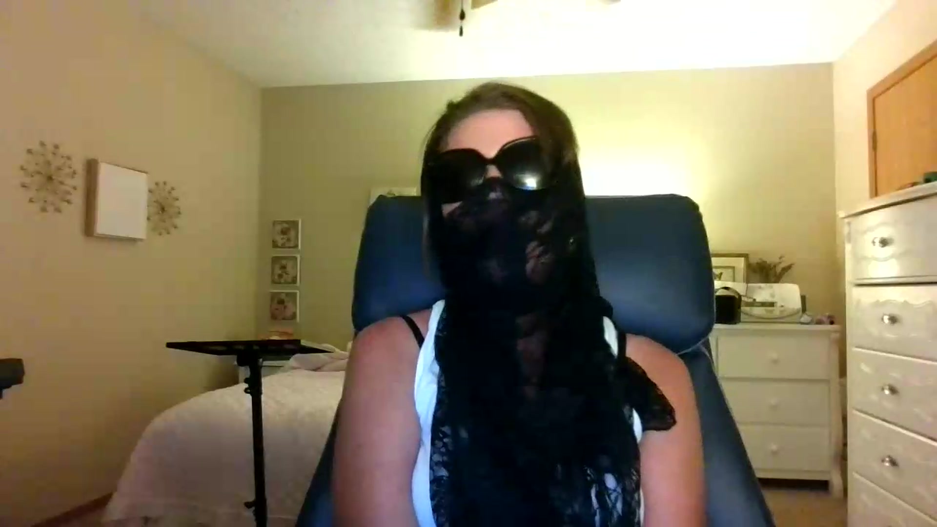 Gallery image thumbnail from Ganjaa_goddess's myfreecams stream on, 09/05/2026, 22:17 image 15 of 20