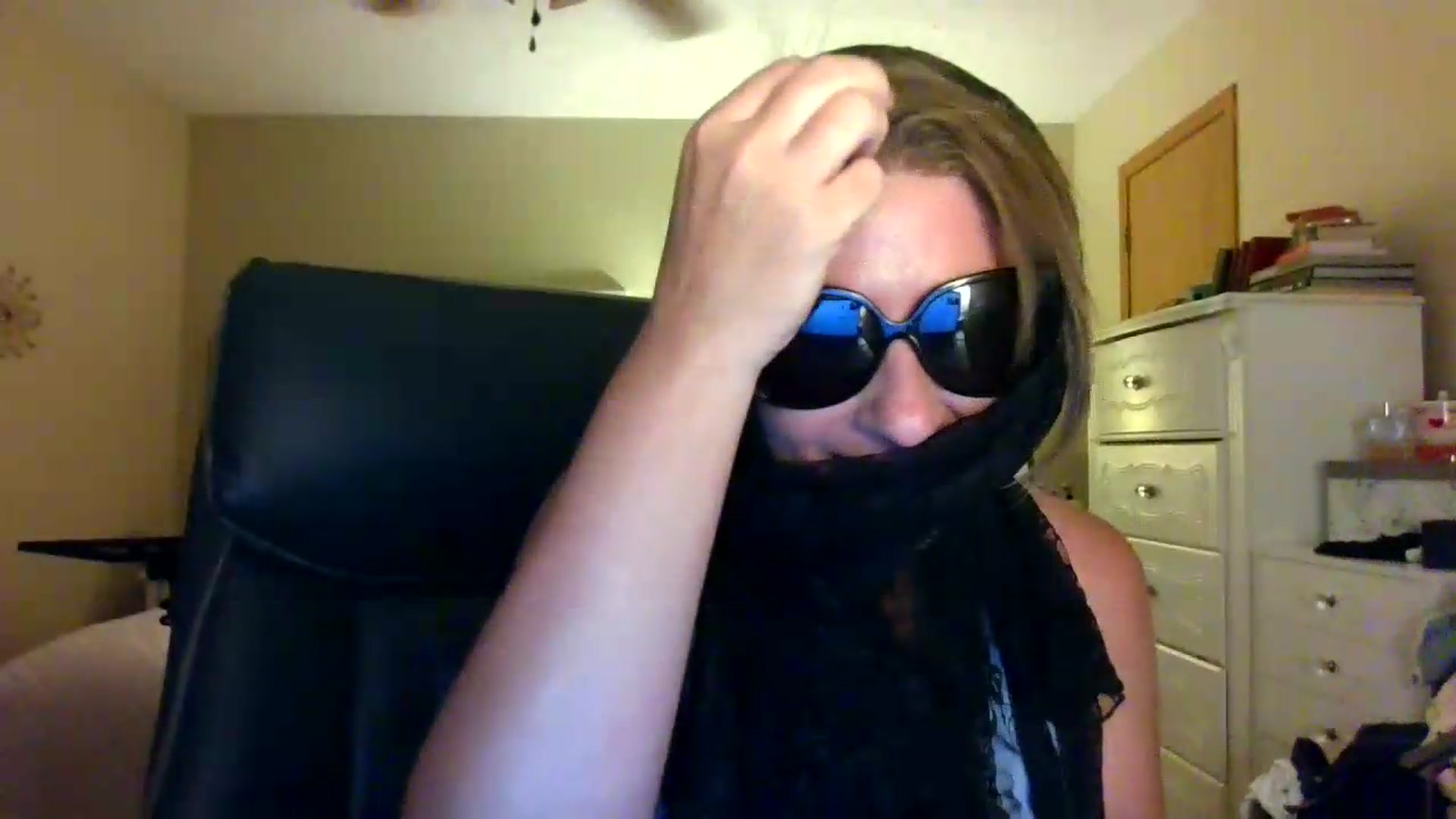 Gallery image thumbnail from Ganjaa_goddess's myfreecams stream on, 09/05/2026, 22:17 image 14 of 20