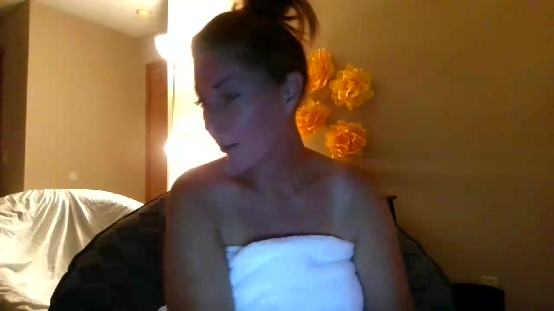 Gallery image thumbnail from Ganjaa_goddess's myfreecams stream on, 09/07/2026, 01:00 image 12 of 20