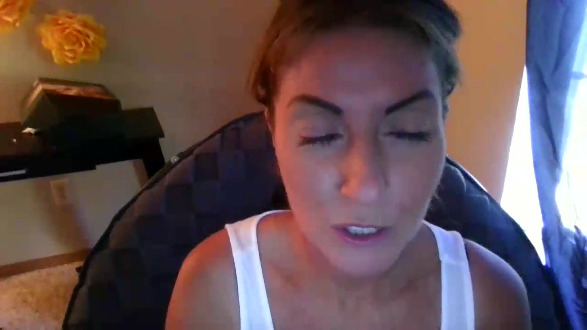 Gallery image thumbnail from Ganjaa_goddess's myfreecams stream on, 09/07/2026, 19:06 image 18 of 20