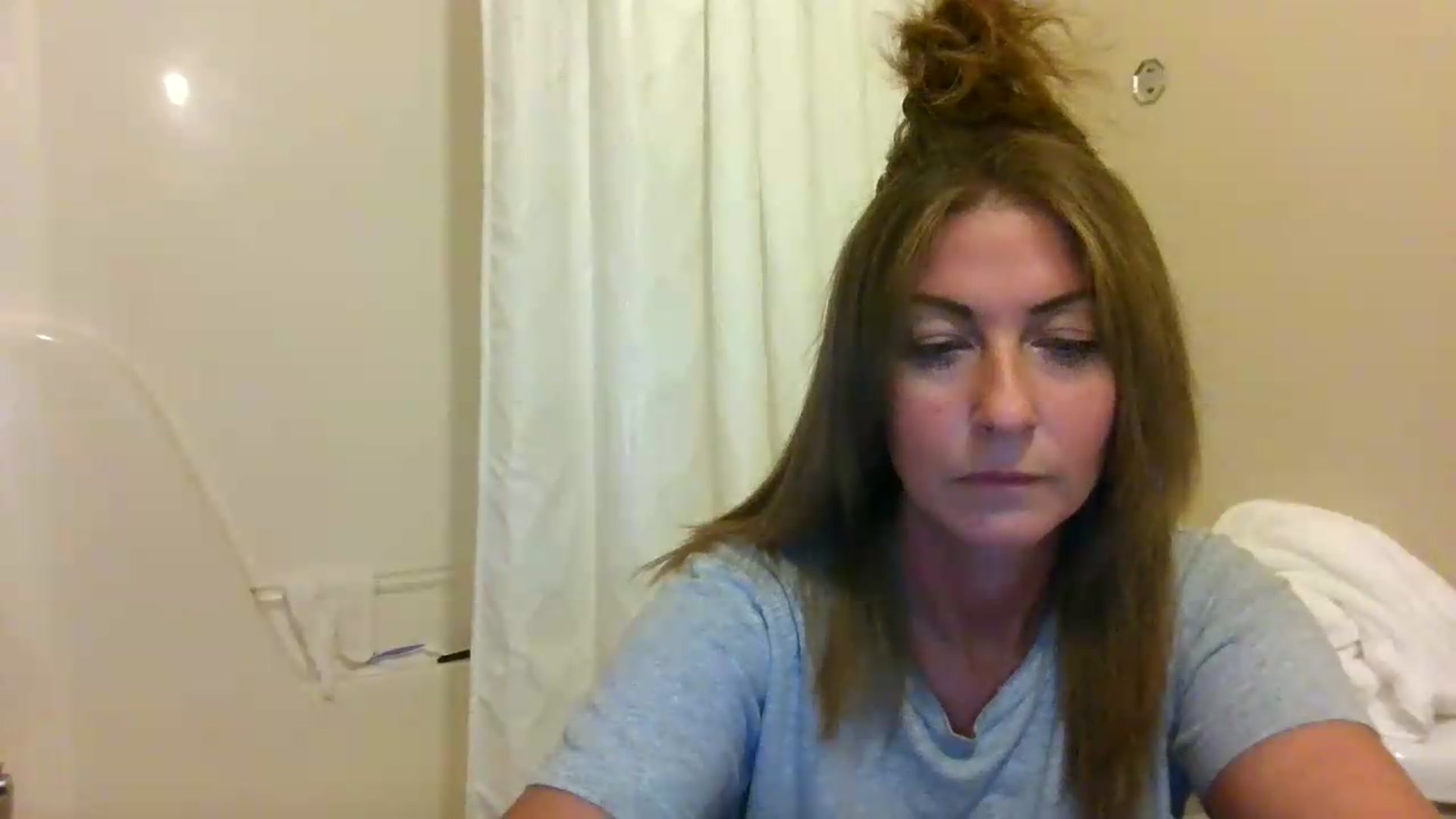 Gallery image thumbnail from Ganjaa_goddess's myfreecams stream on, 09/08/2026, 15:03 image 15 of 20