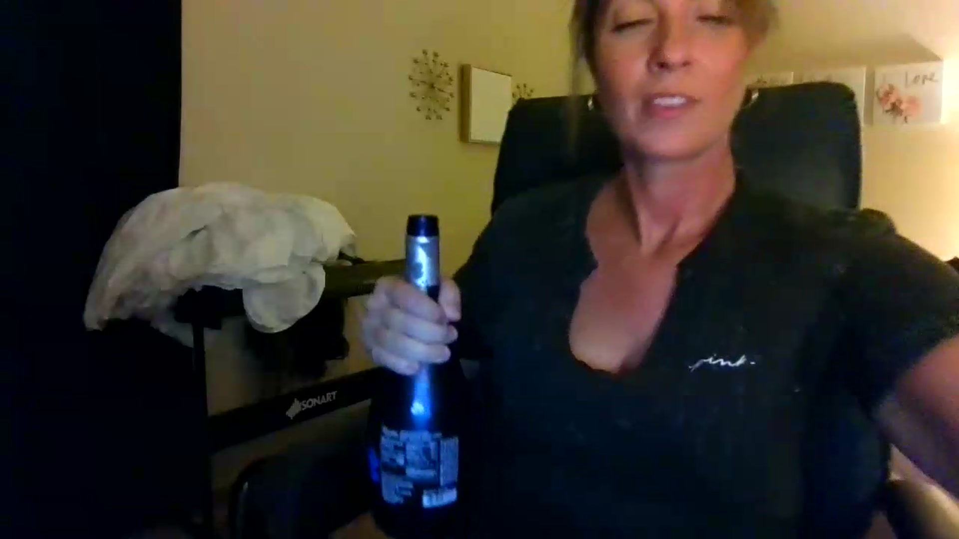 Gallery image thumbnail from Ganjaa_goddess's myfreecams stream on, 09/18/2026, 03:13 image 7 of 20