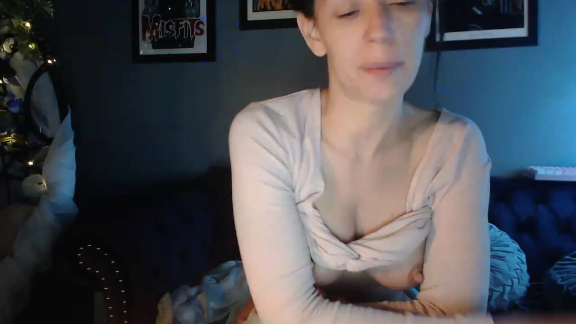 Gallery image thumbnail from GardenGirl's myfreecams stream on, 05/07/2023, 10:09 image 12 of 20