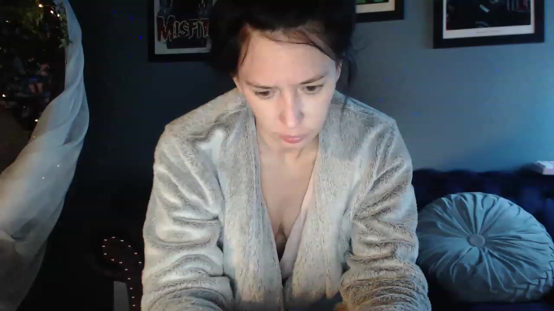 Gallery image thumbnail from GardenGirl's myfreecams stream on, 05/07/2023, 10:09 image 1 of 20