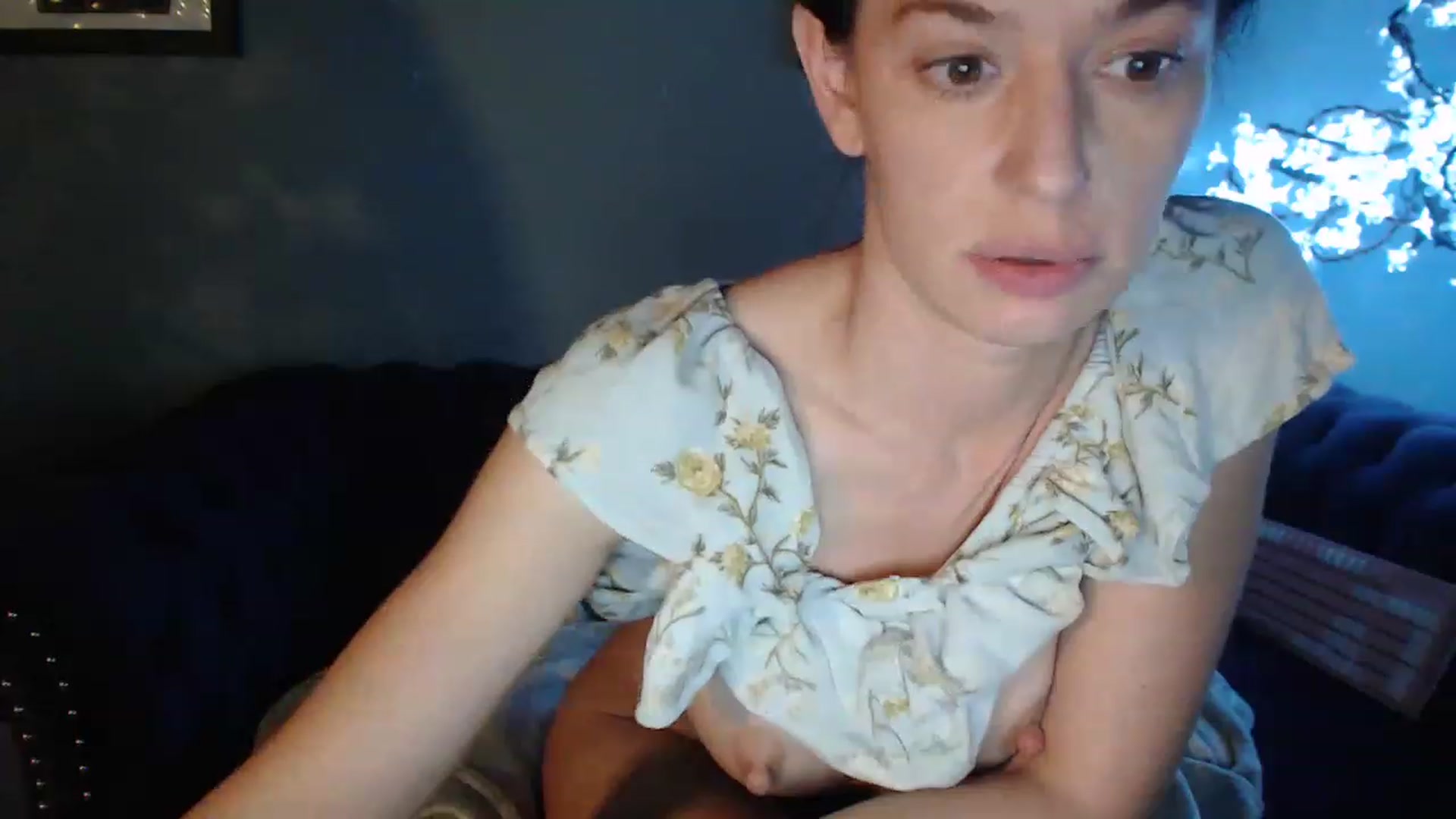 Gallery image thumbnail from GardenGirl's myfreecams stream on, 05/25/2023, 08:29 image 15 of 20