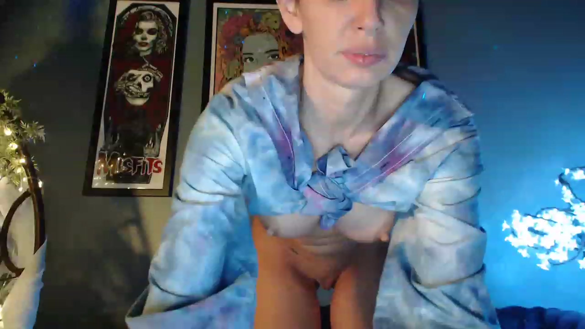 Gallery image thumbnail from GardenGirl's myfreecams stream on, 06/15/2023, 08:47 image 12 of 20