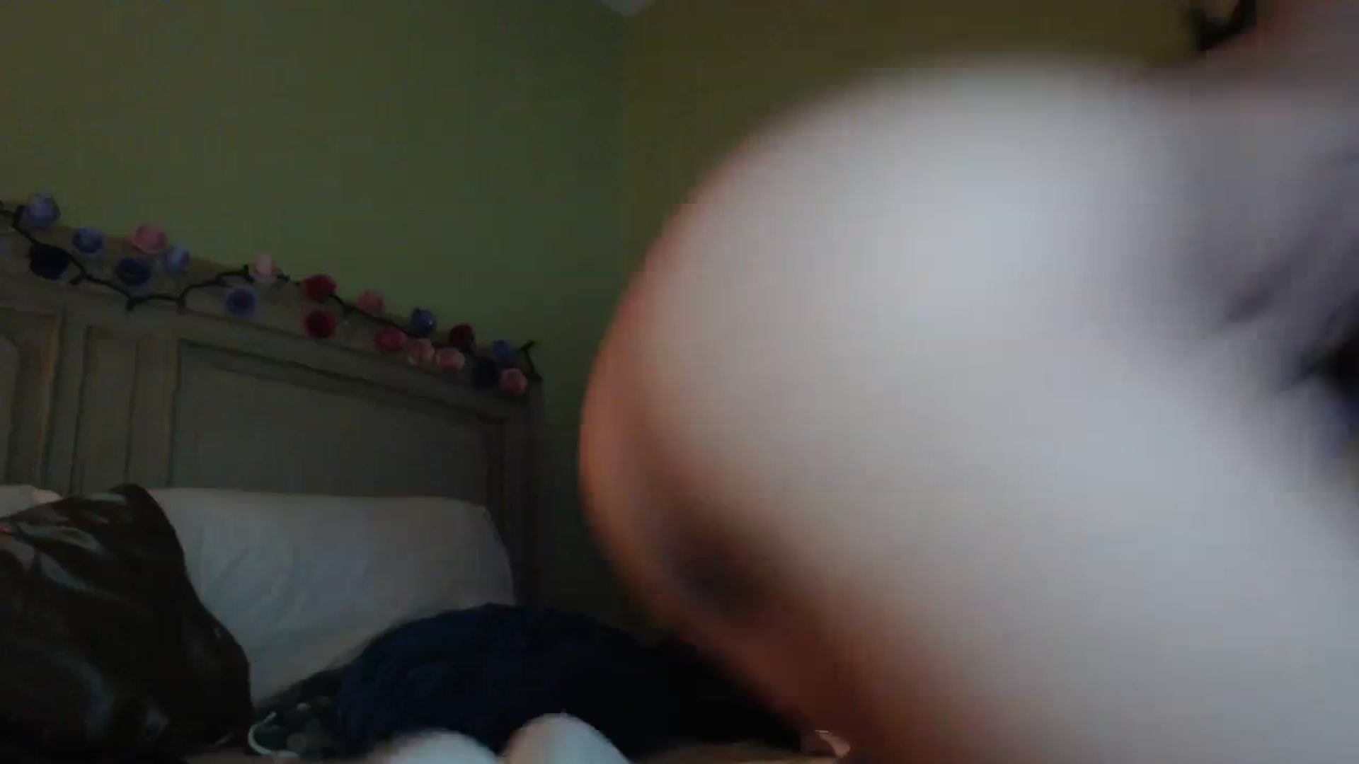 Gallery image thumbnail from GardenGirl's myfreecams stream on, 10/18/2023, 08:18 image 11 of 20