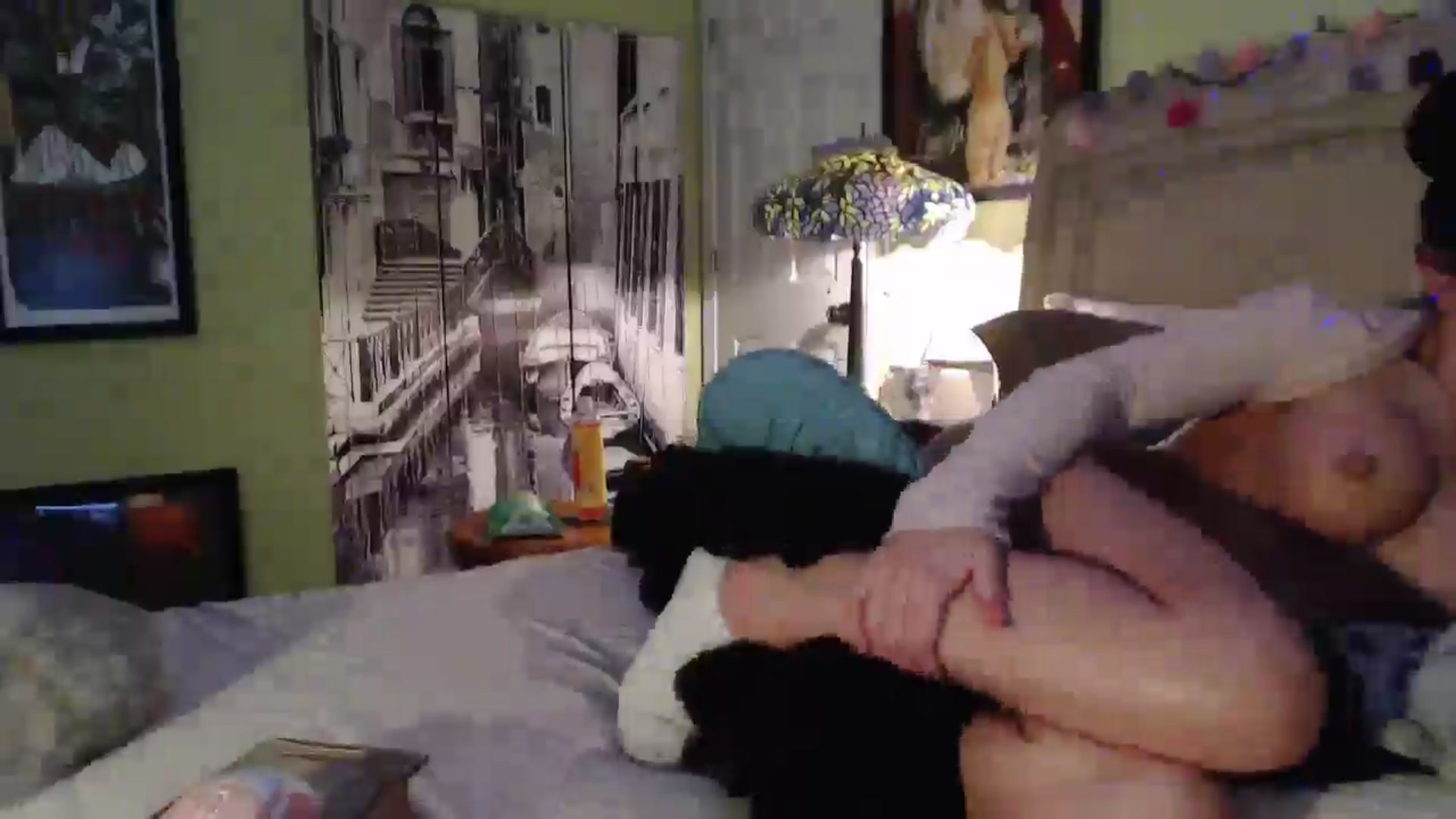 Gallery image thumbnail from GardenGirl's myfreecams stream on, 08/13/2024, 08:30 image 17 of 20