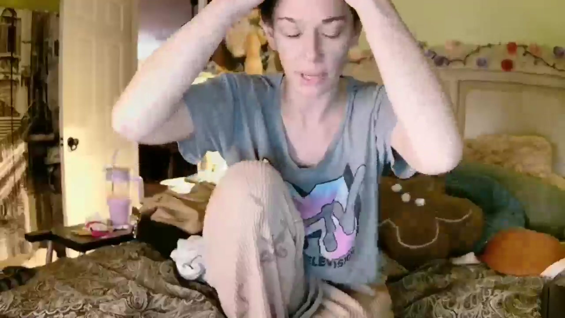 Gallery image thumbnail from GardenGirl's myfreecams stream on, 08/22/2025, 07:44 image 19 of 20