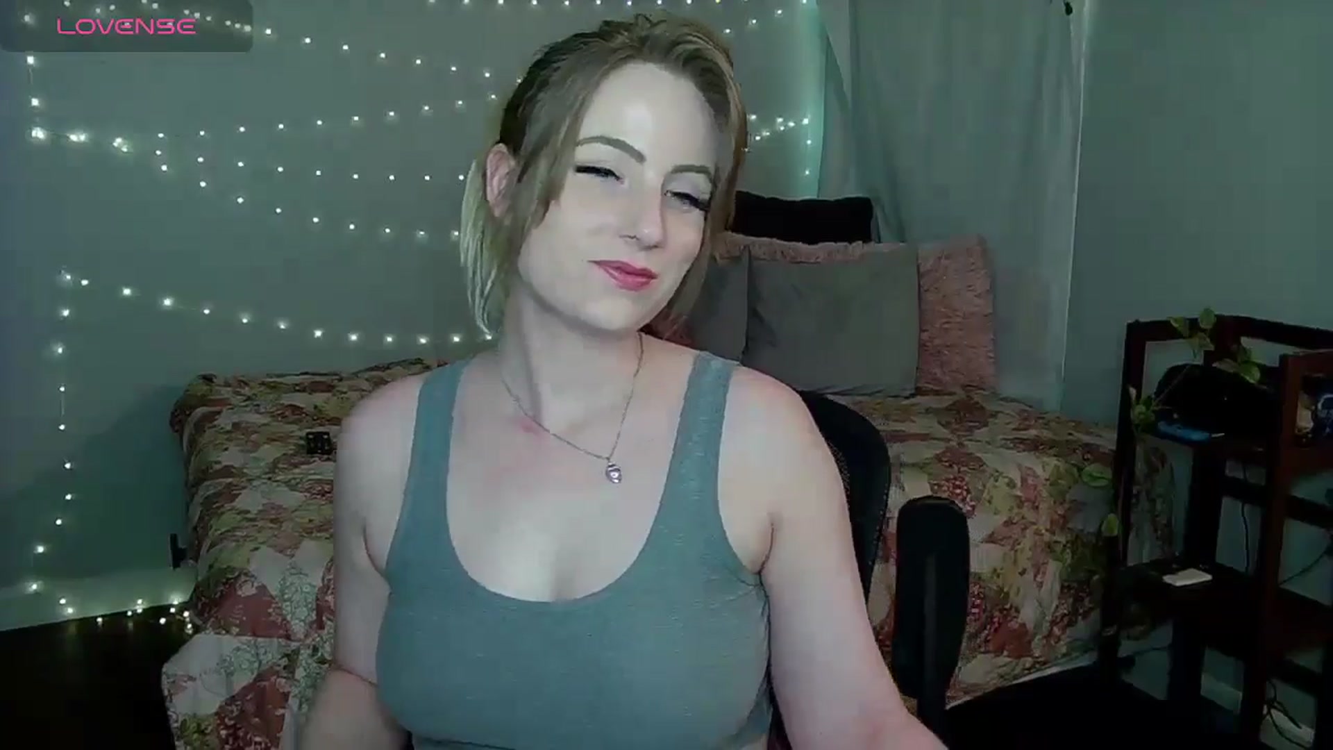 Gallery image thumbnail from Gardengirl69's myfreecams stream on, 06/03/2024, 18:02 image 5 of 20